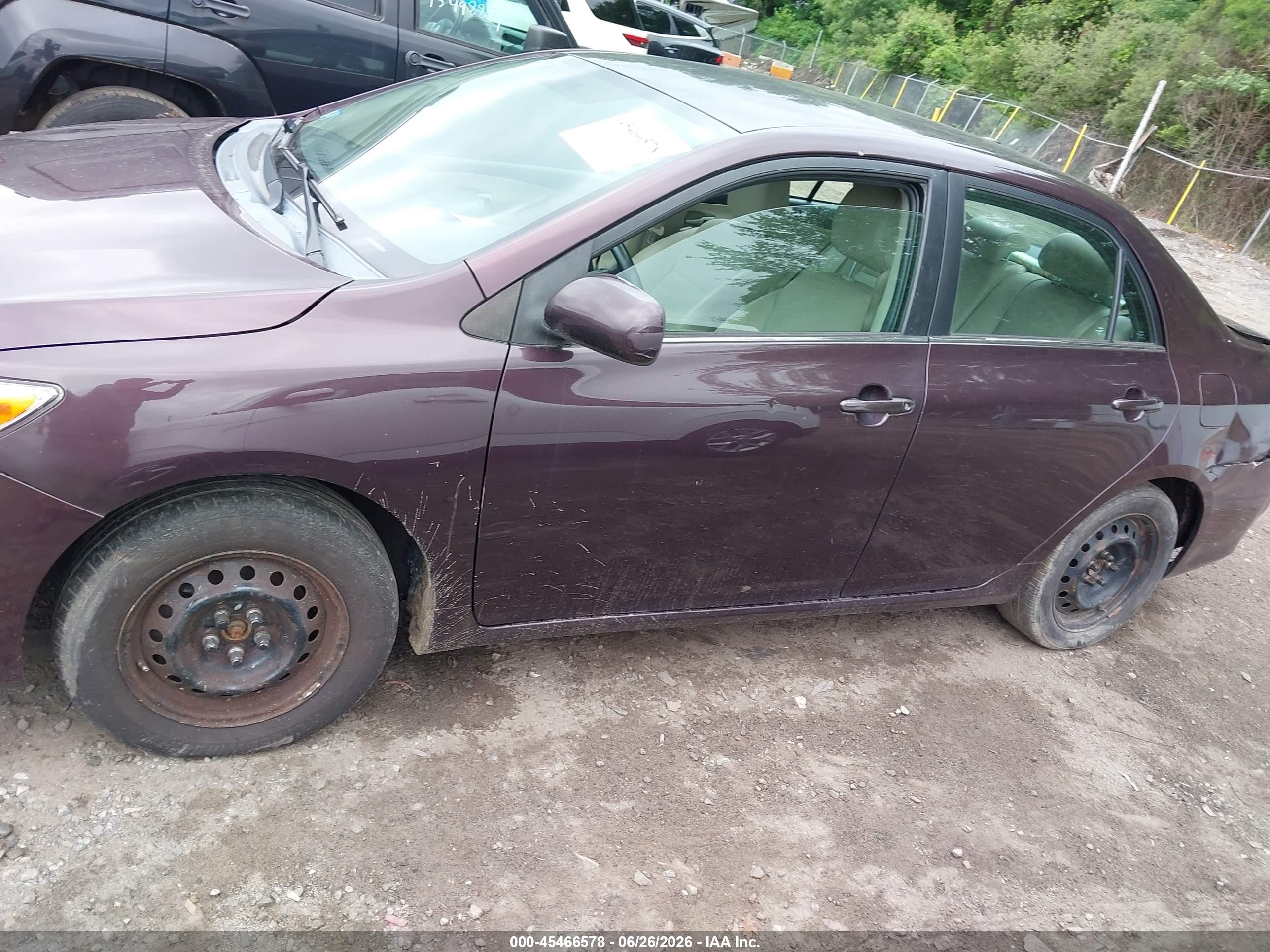 2013 Toyota Corolla Le Special Edition Purple vin: 2T1BU4EE7DC072432