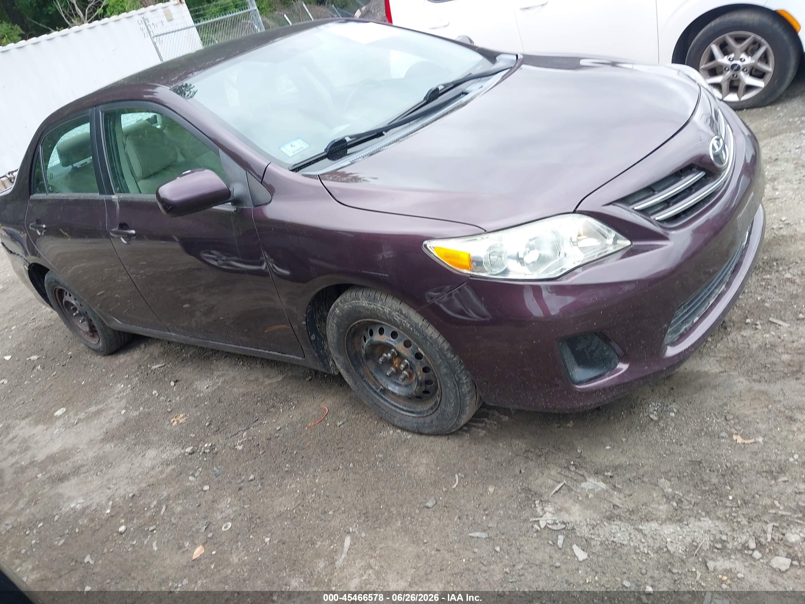 2013 Toyota Corolla Le Special Edition Purple vin: 2T1BU4EE7DC072432