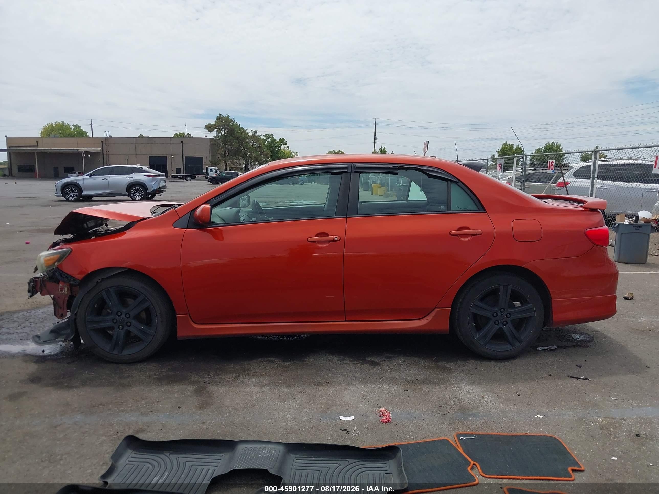 2013 Toyota Corolla S Special Edition Orange vin: 2T1BU4EE7DC072785