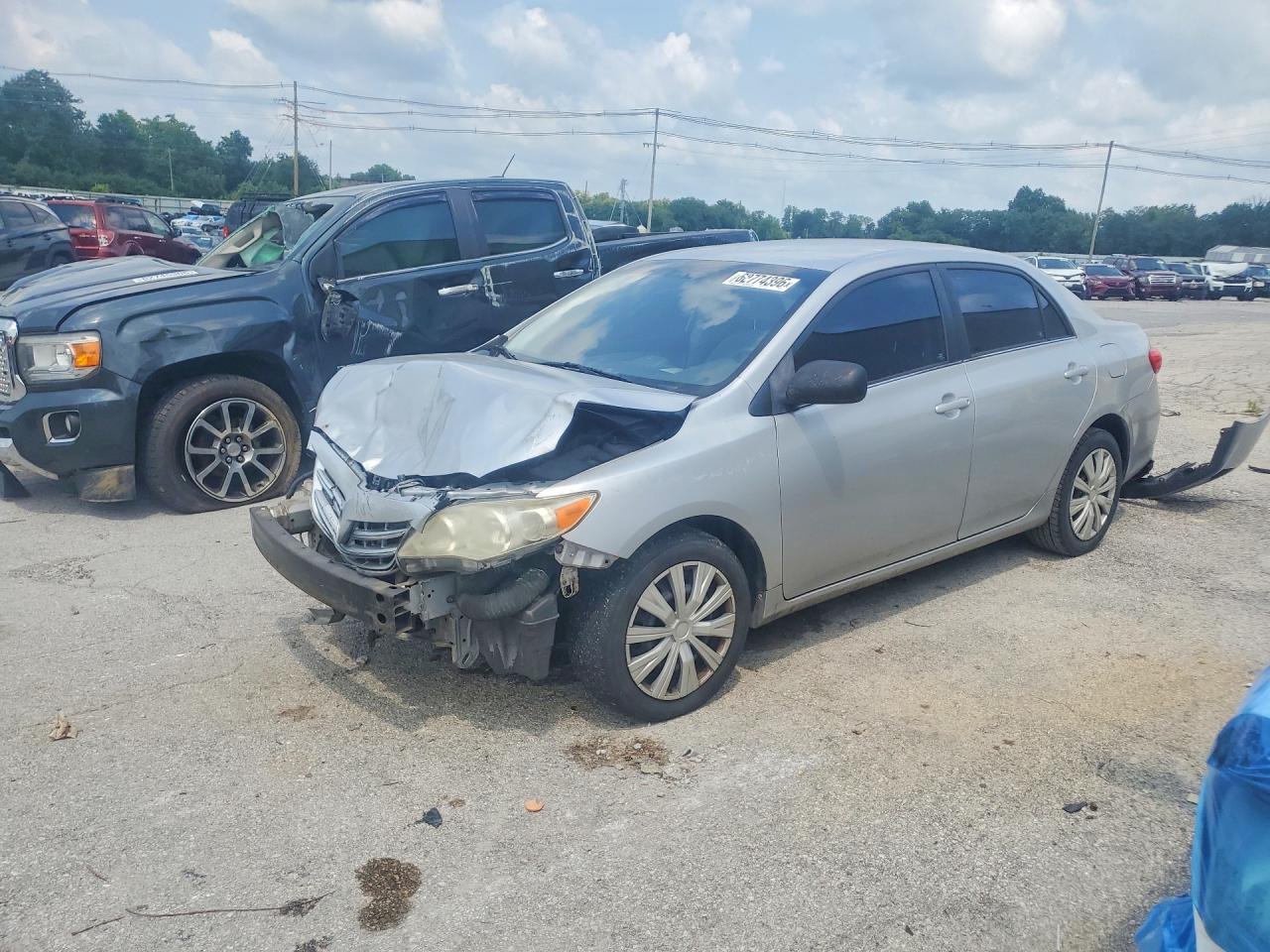 2013 Toyota Corolla Le Silver vin: 2T1BU4EE7DC076111