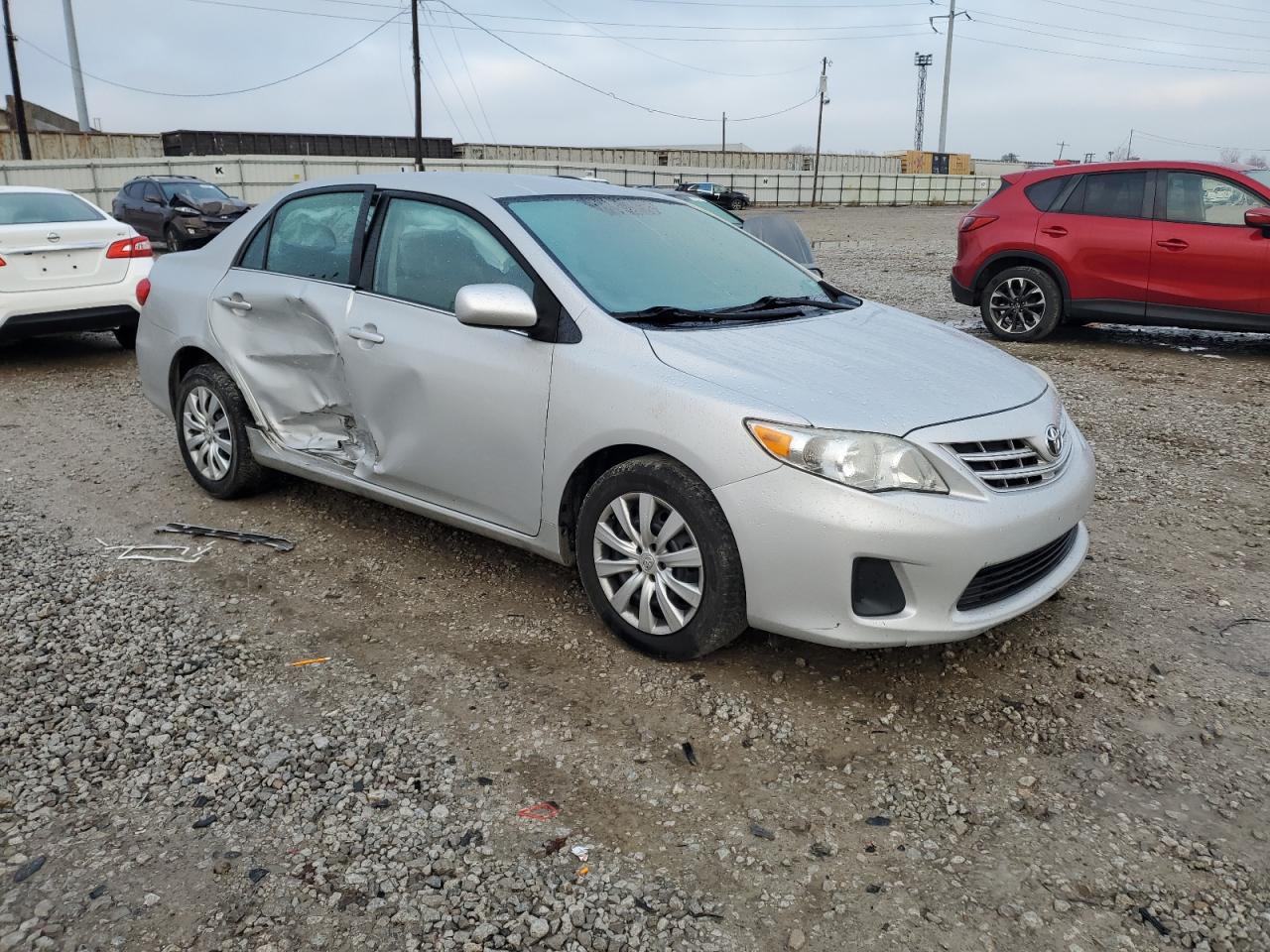 2013 Toyota Corolla Base Silver vin: 2T1BU4EE7DC085715