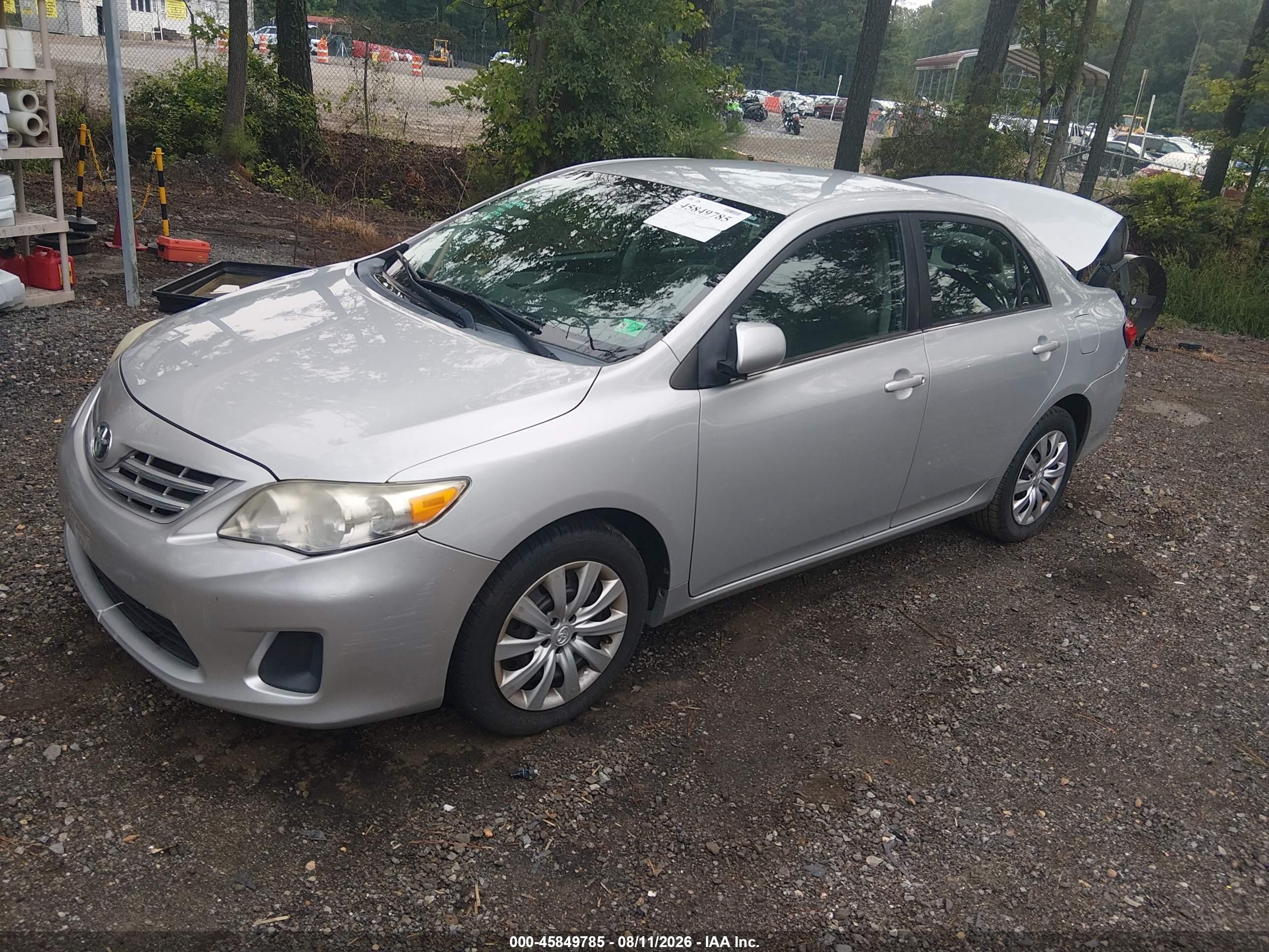 2013 Toyota Corolla Le Gray vin: 2T1BU4EE7DC087478