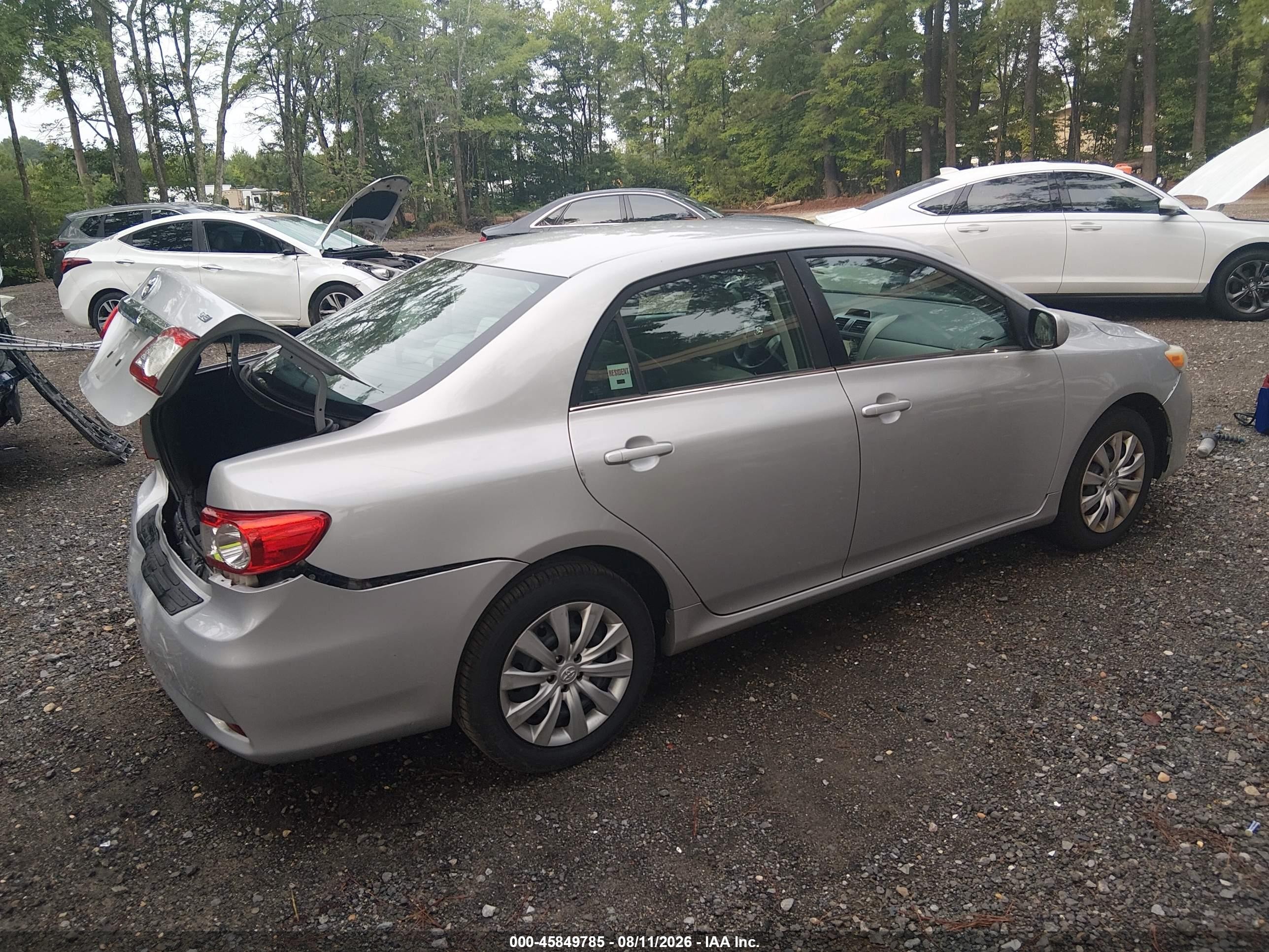 2013 Toyota Corolla Le Gray vin: 2T1BU4EE7DC087478