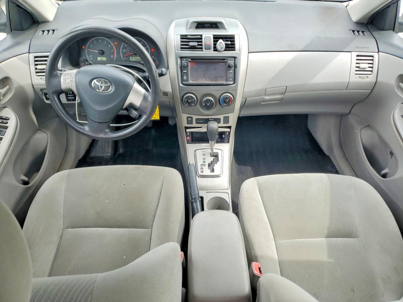 2013 Toyota Corolla Le Gray vin: 2T1BU4EE7DC116672
