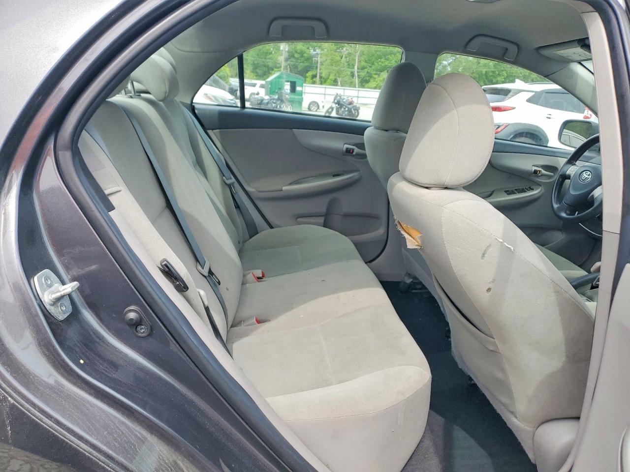 2013 Toyota Corolla Le Gray vin: 2T1BU4EE7DC116672