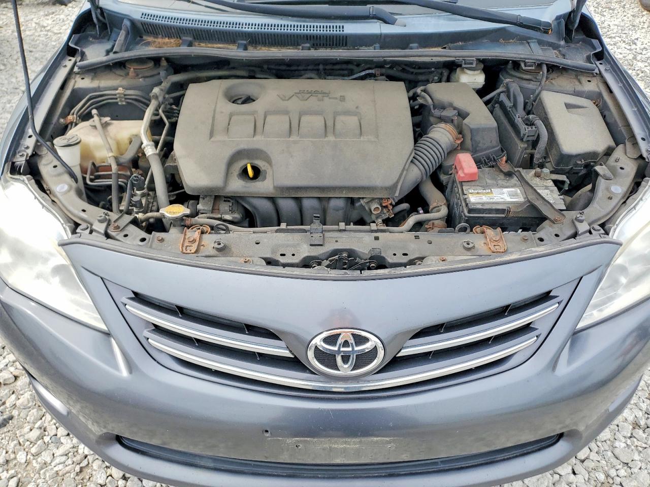 2013 Toyota Corolla Le Gray vin: 2T1BU4EE7DC116672