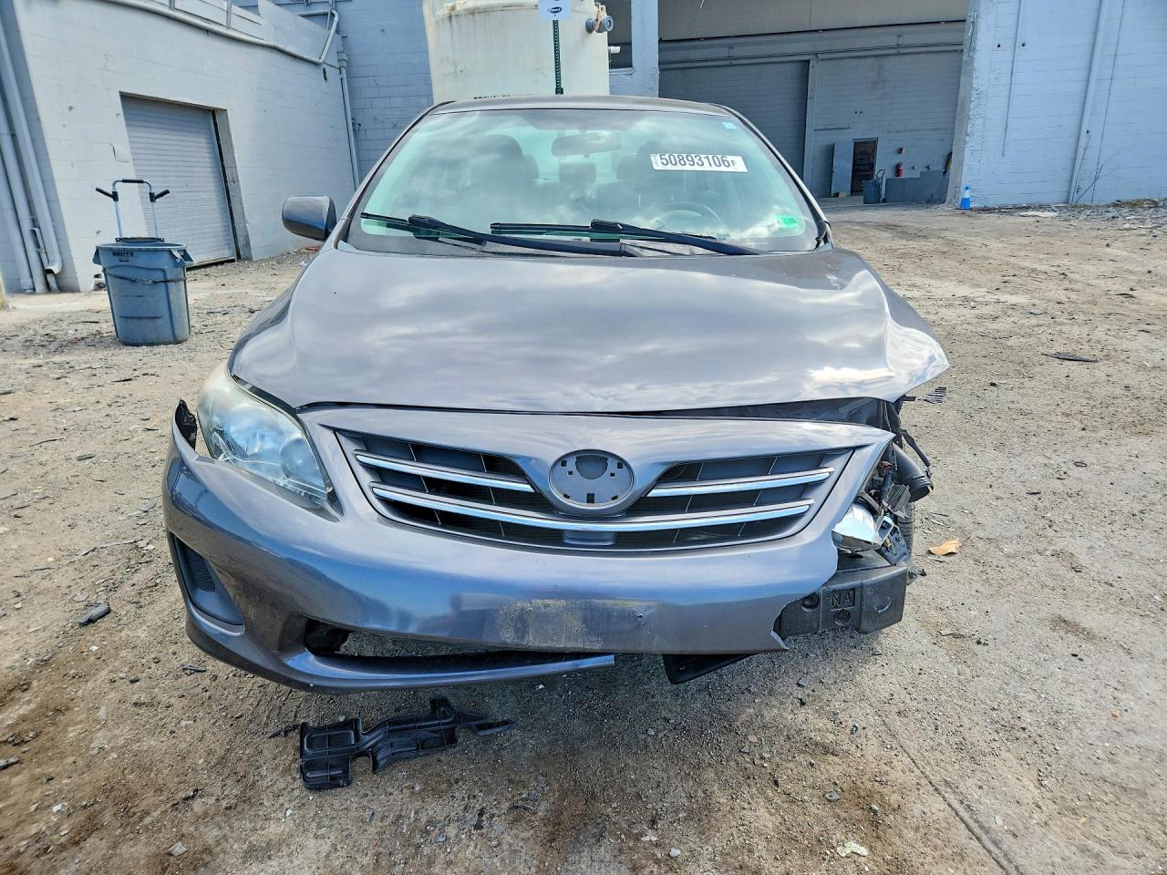 2013 Toyota Corolla Le Серый vin: 2T1BU4EE7DC118440