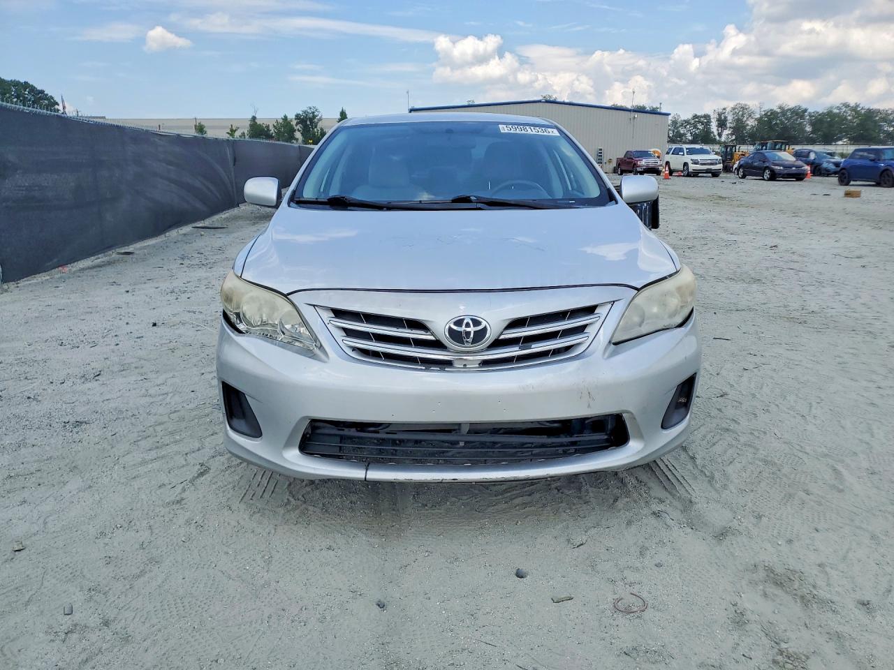 2013 Toyota Corolla Le Silver vin: 2T1BU4EE7DC126036