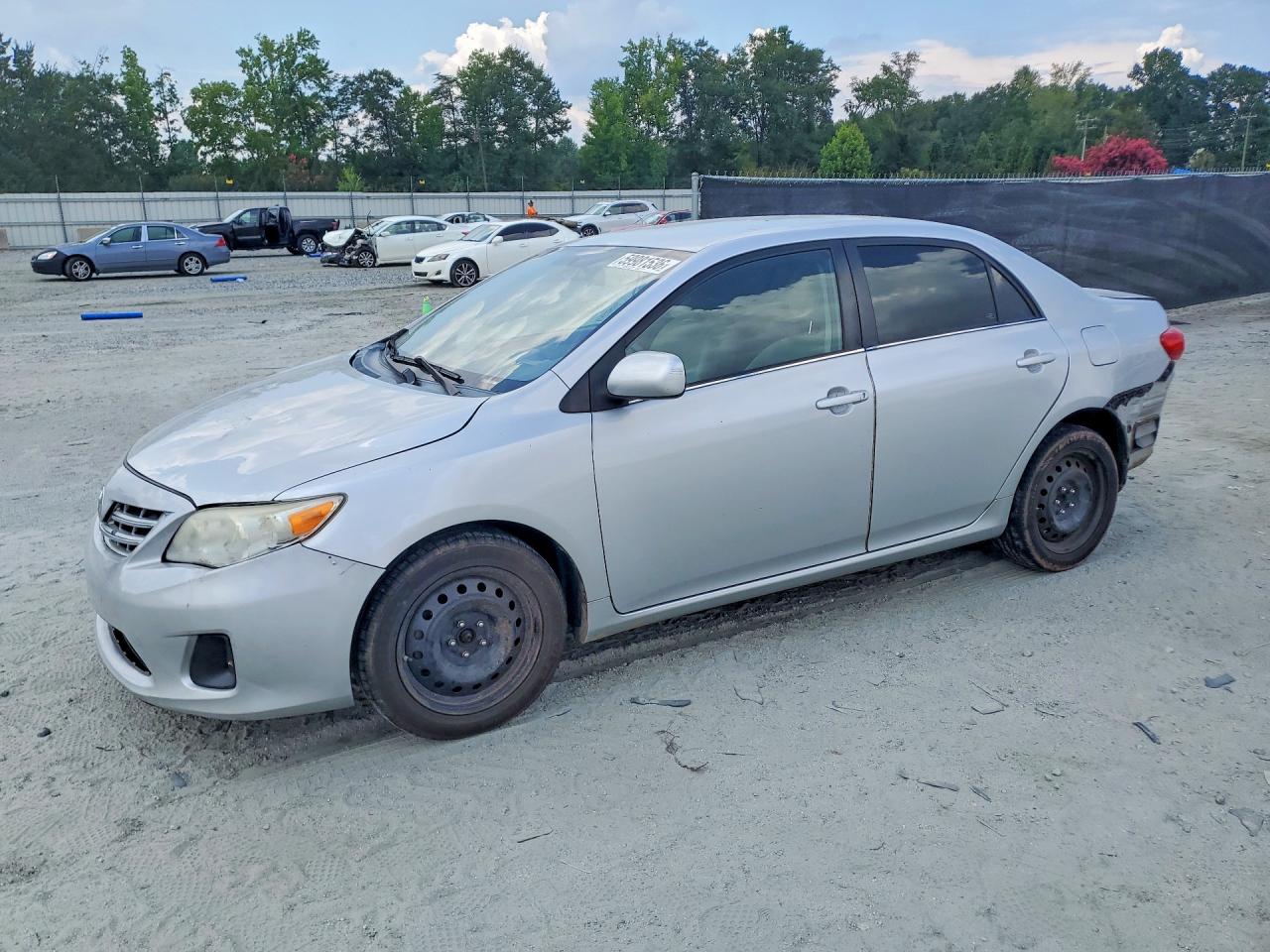 2013 Toyota Corolla Le Silver vin: 2T1BU4EE7DC126036