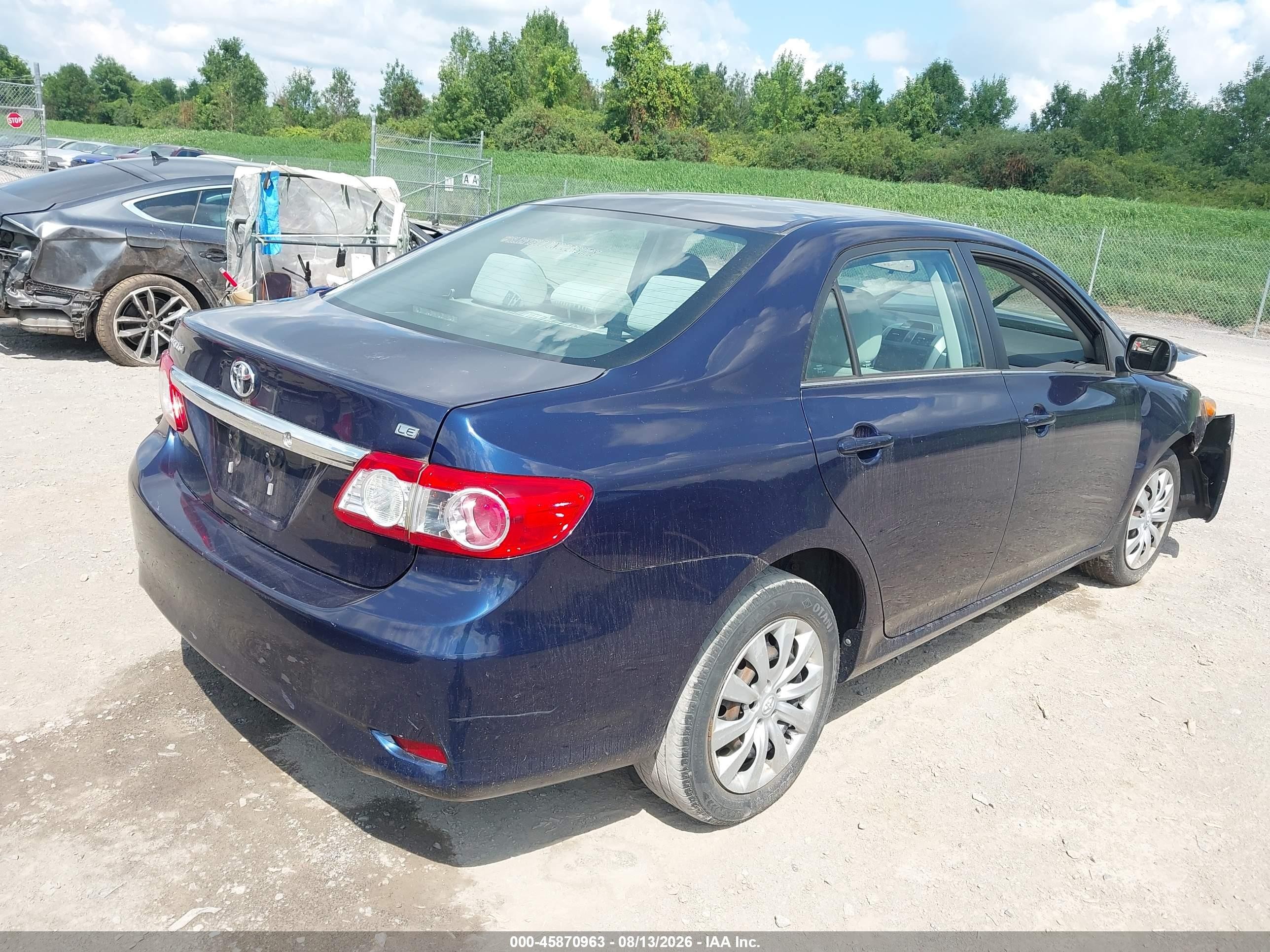 2013 Toyota Corolla Le Blue vin: 2T1BU4EE7DC954653