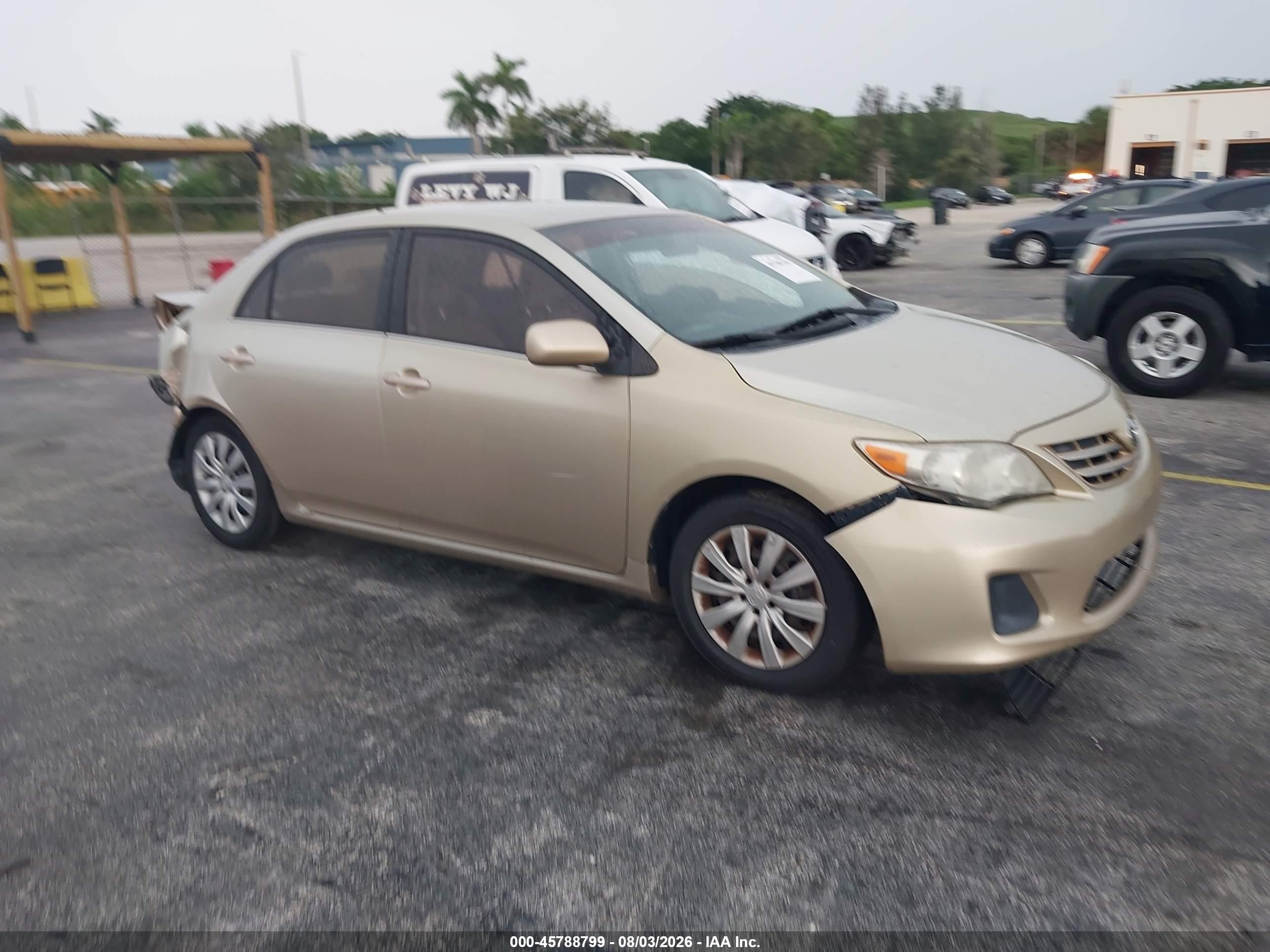 2013 Toyota Corolla Le Gold vin: 2T1BU4EE7DC977303
