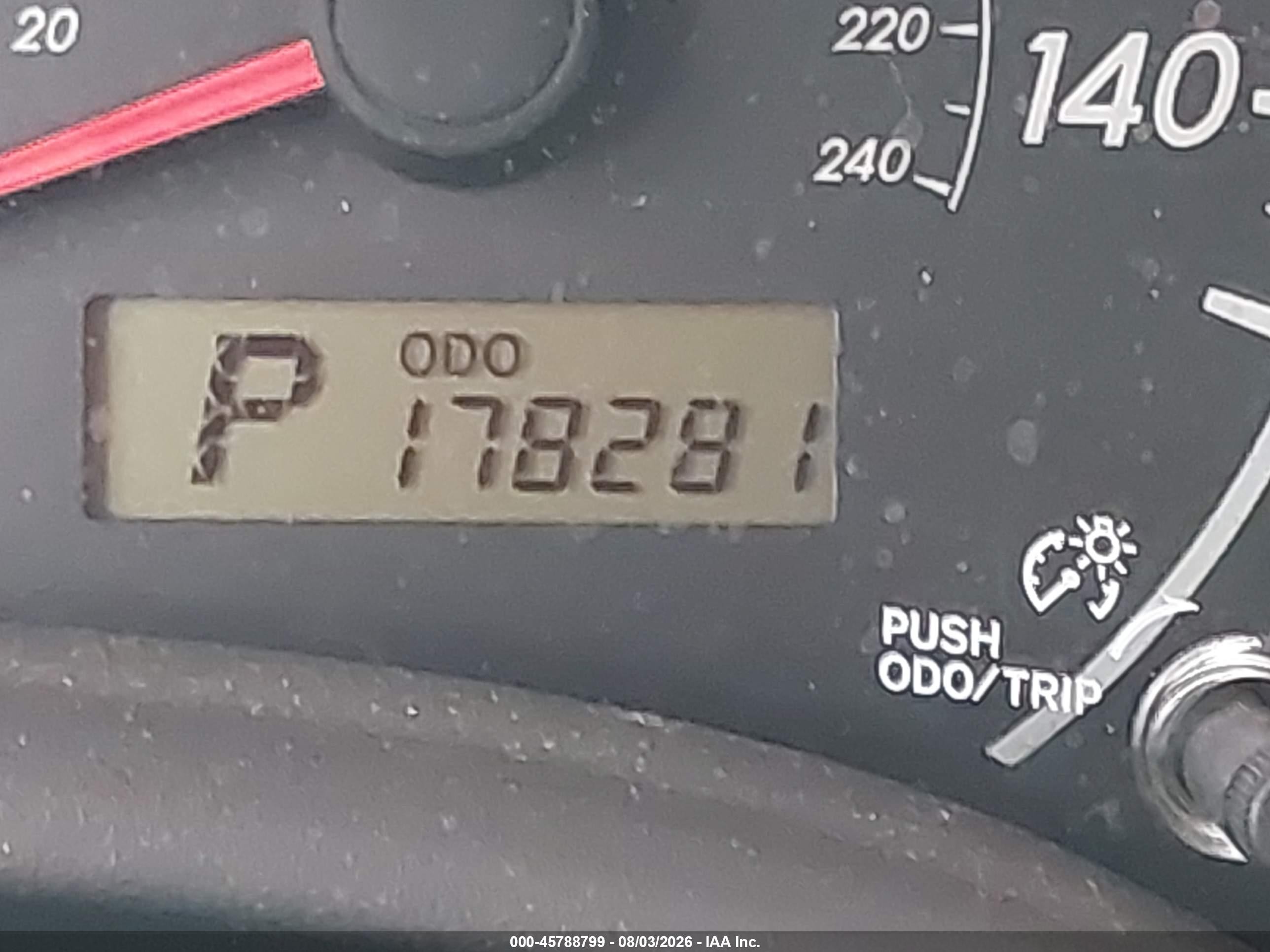 2013 Toyota Corolla Le Gold vin: 2T1BU4EE7DC977303
