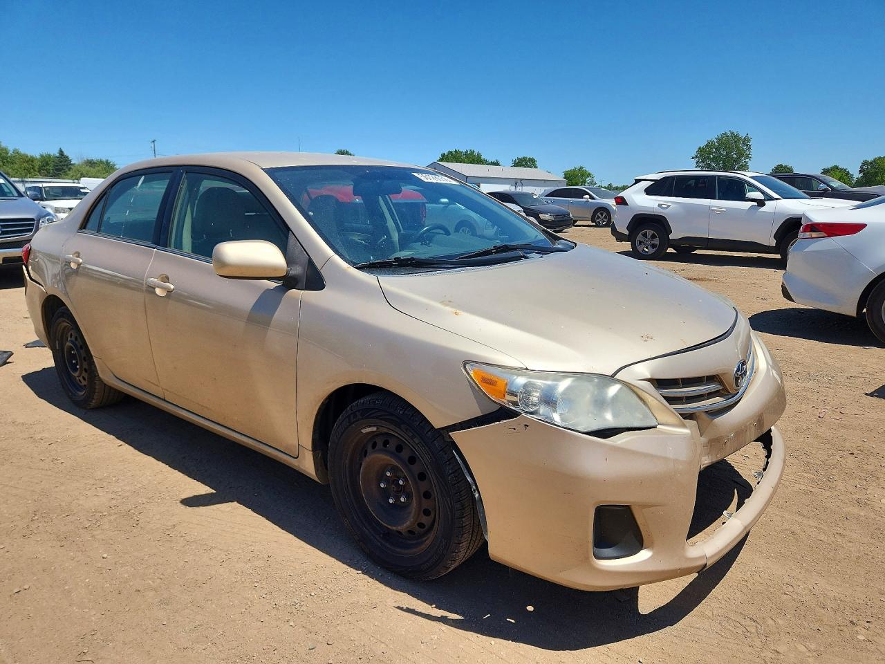 2013 Toyota Corolla Le Gold vin: 2T1BU4EE7DC981643