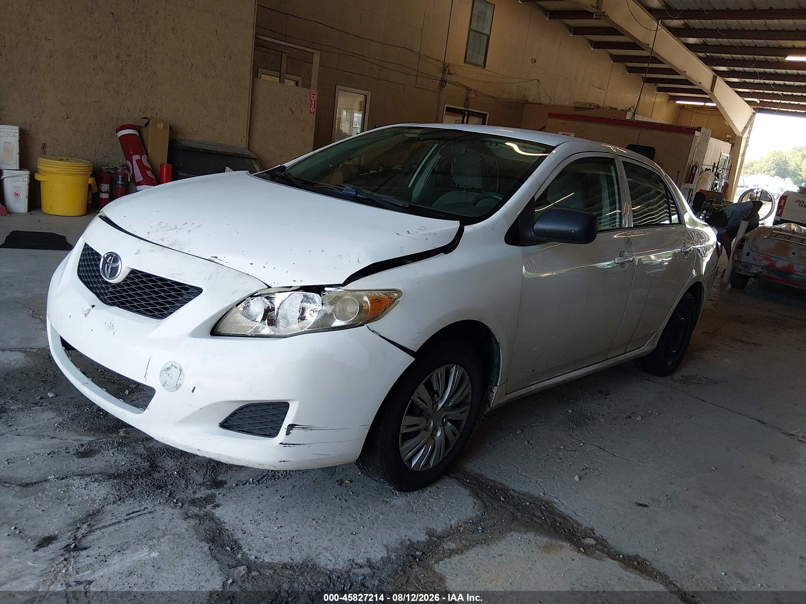2010 Toyota Corolla Le White vin: 2T1BU4EE8AC201631