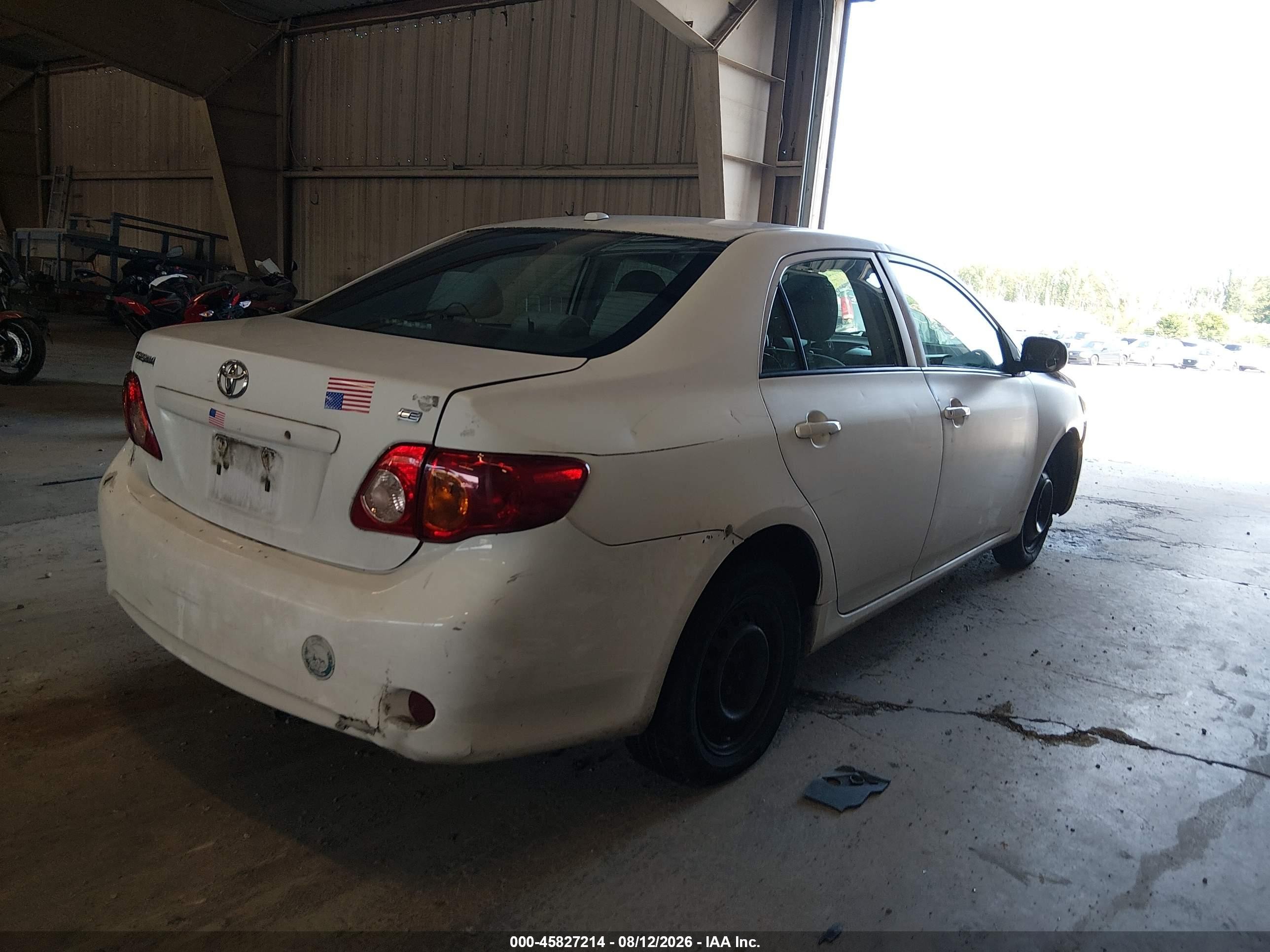 2010 Toyota Corolla Le White vin: 2T1BU4EE8AC201631