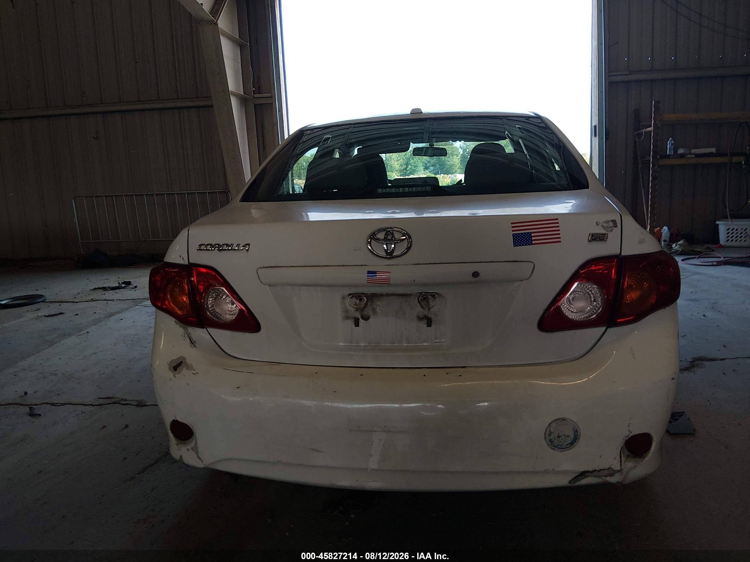 2010 Toyota Corolla Le White vin: 2T1BU4EE8AC201631