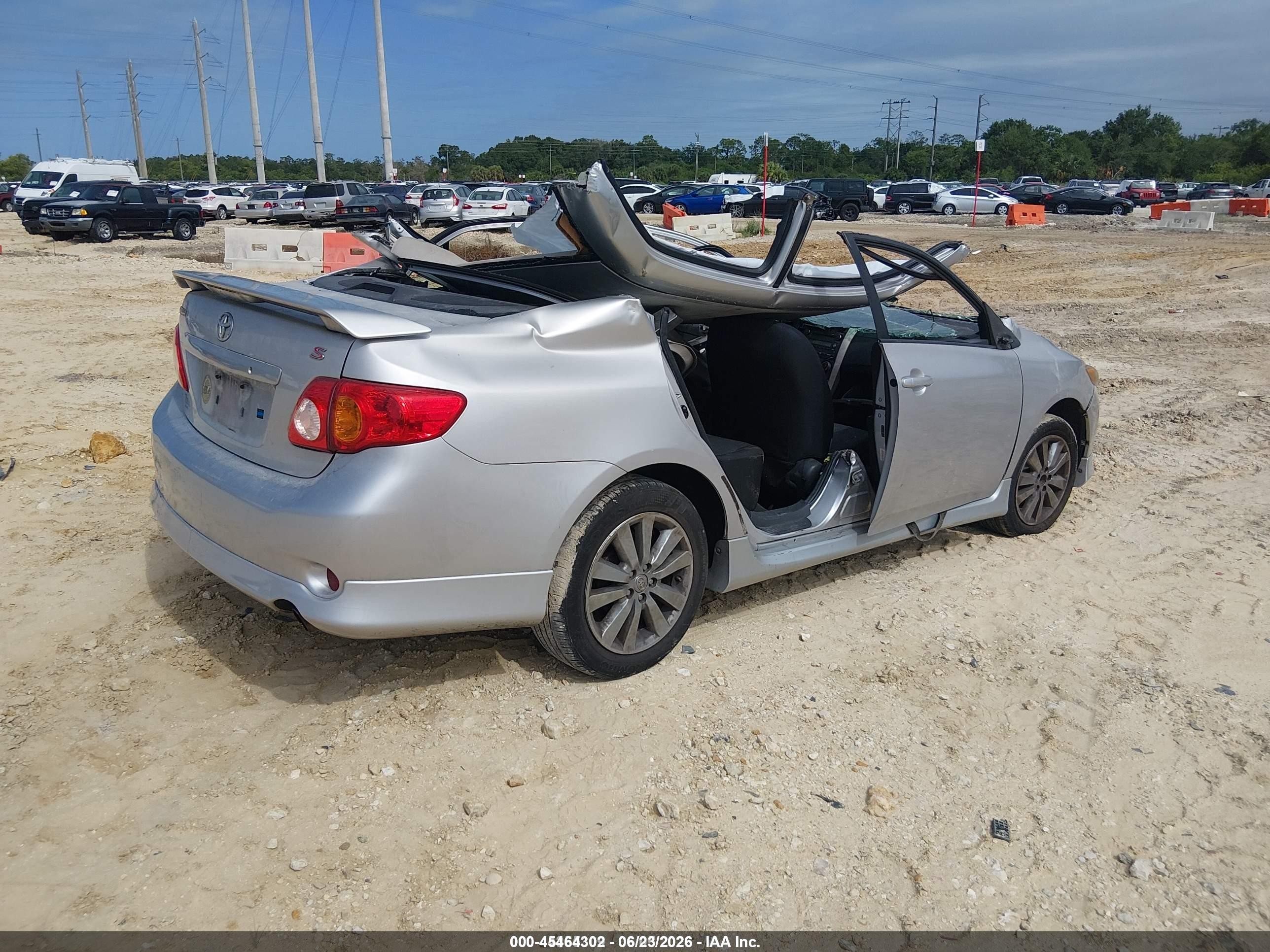 2010 Toyota Corolla S Silver vin: 2T1BU4EE8AC283764