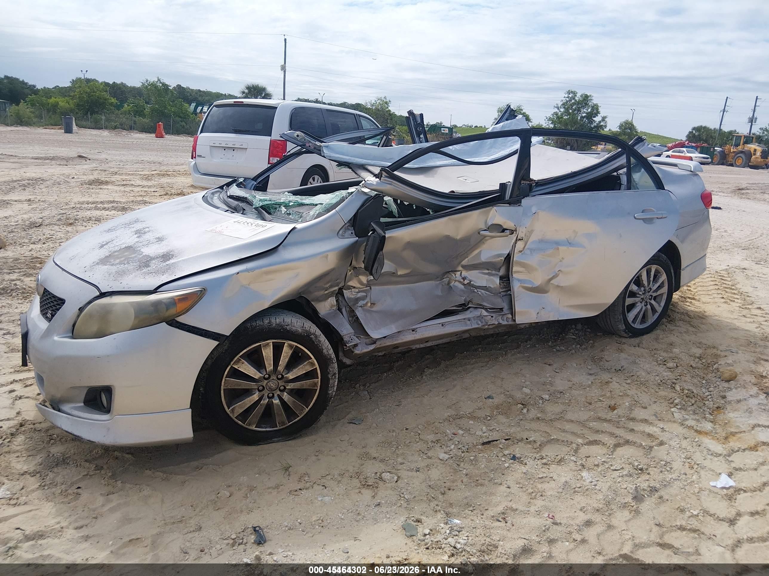 2010 Toyota Corolla S Silver vin: 2T1BU4EE8AC283764