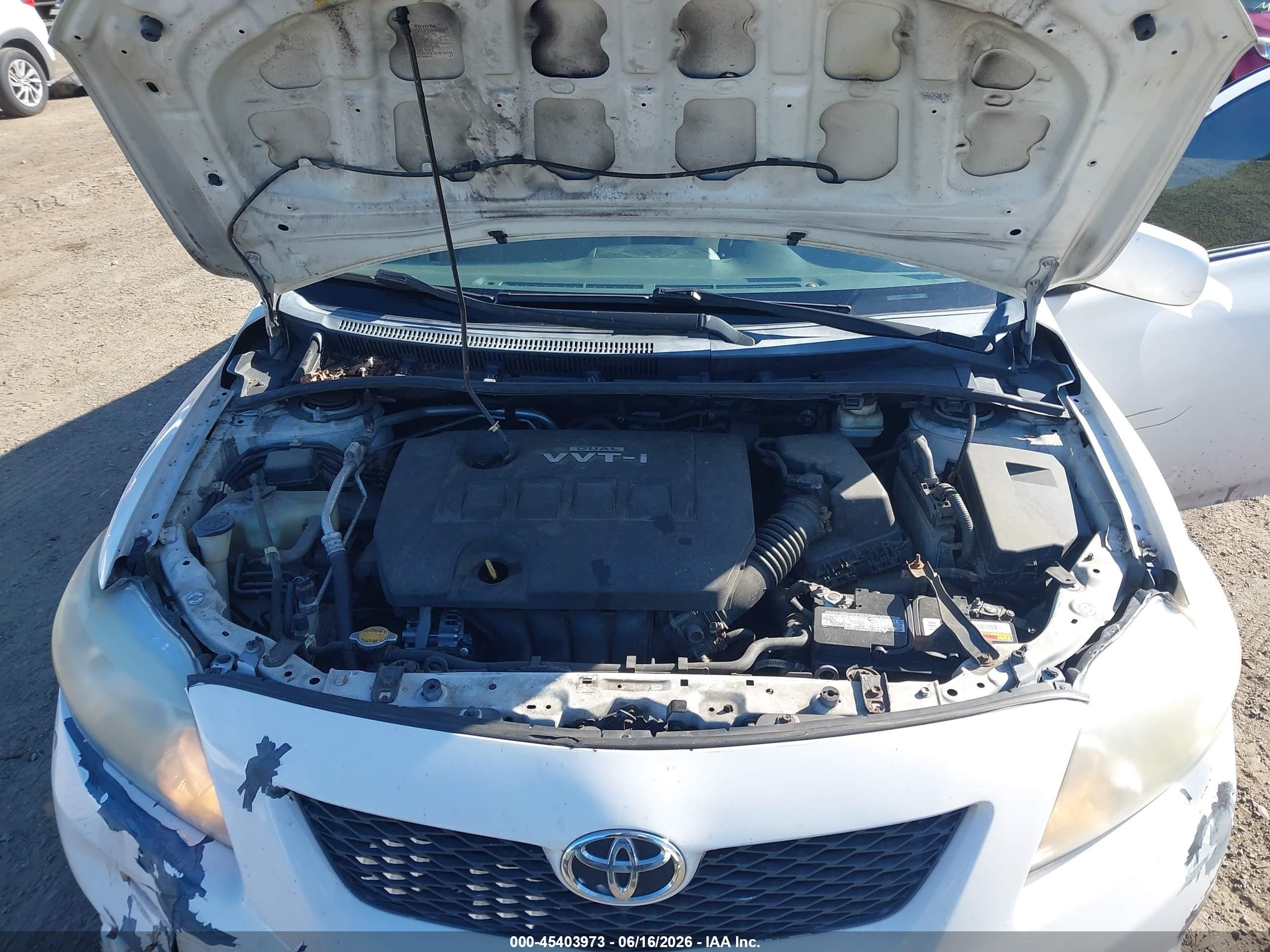 2010 Toyota Corolla Le White vin: 2T1BU4EE8AC286017