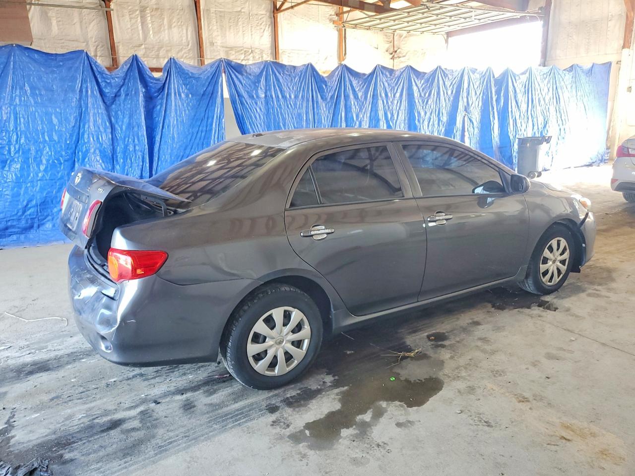 2010 Toyota Corolla Le Gray vin: 2T1BU4EE8AC297485
