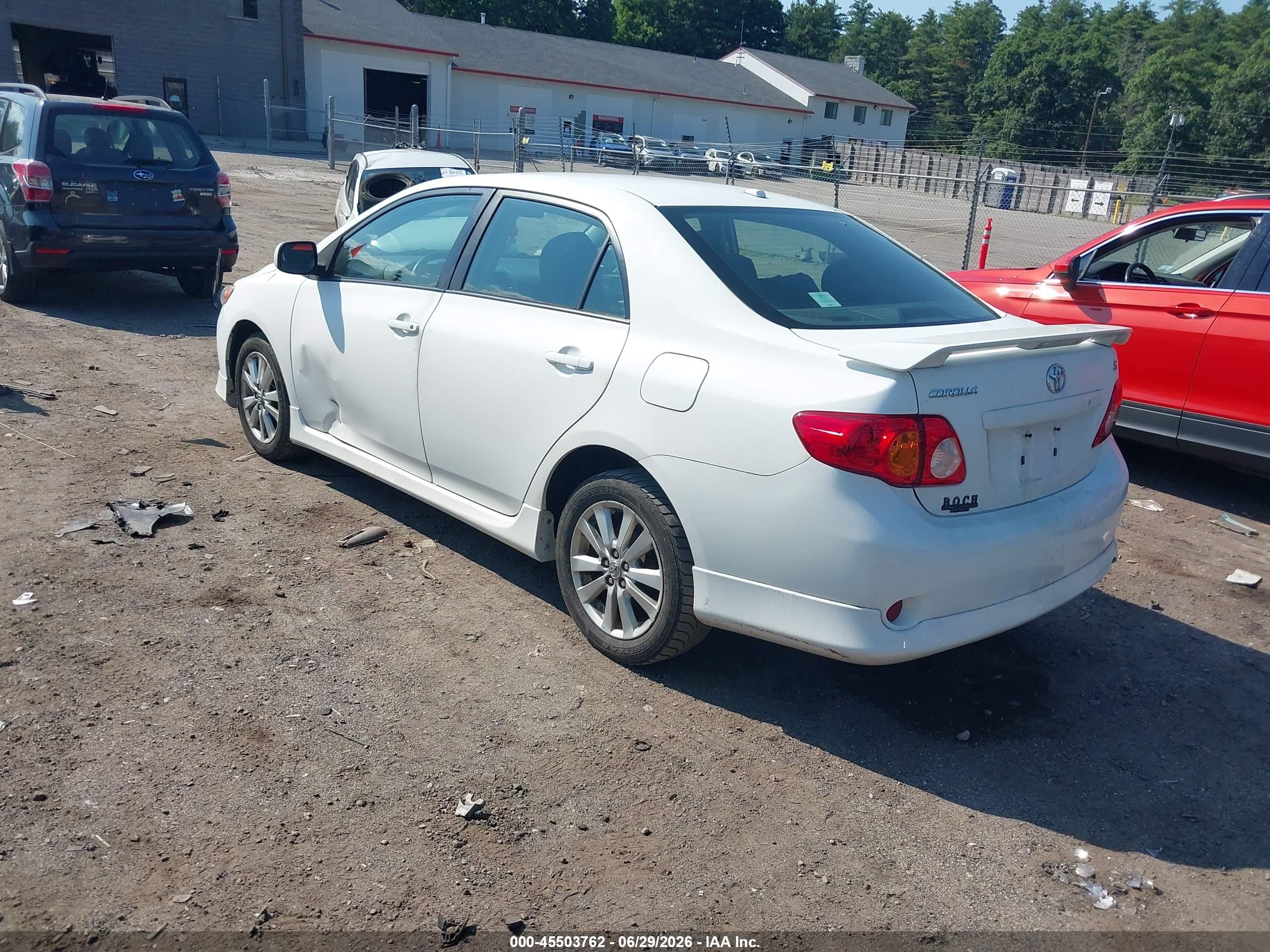 2010 Toyota Corolla S White vin: 2T1BU4EE8AC305777