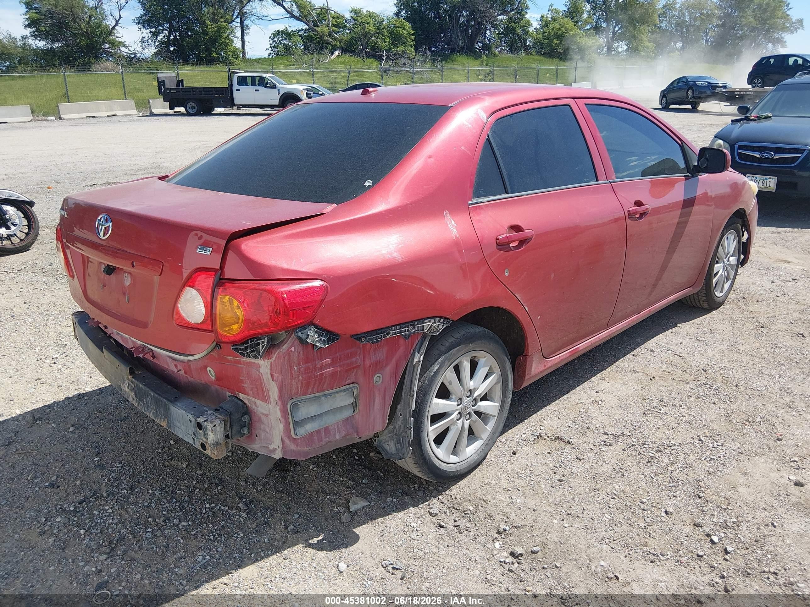 2010 Toyota Corolla Le Red vin: 2T1BU4EE8AC306220