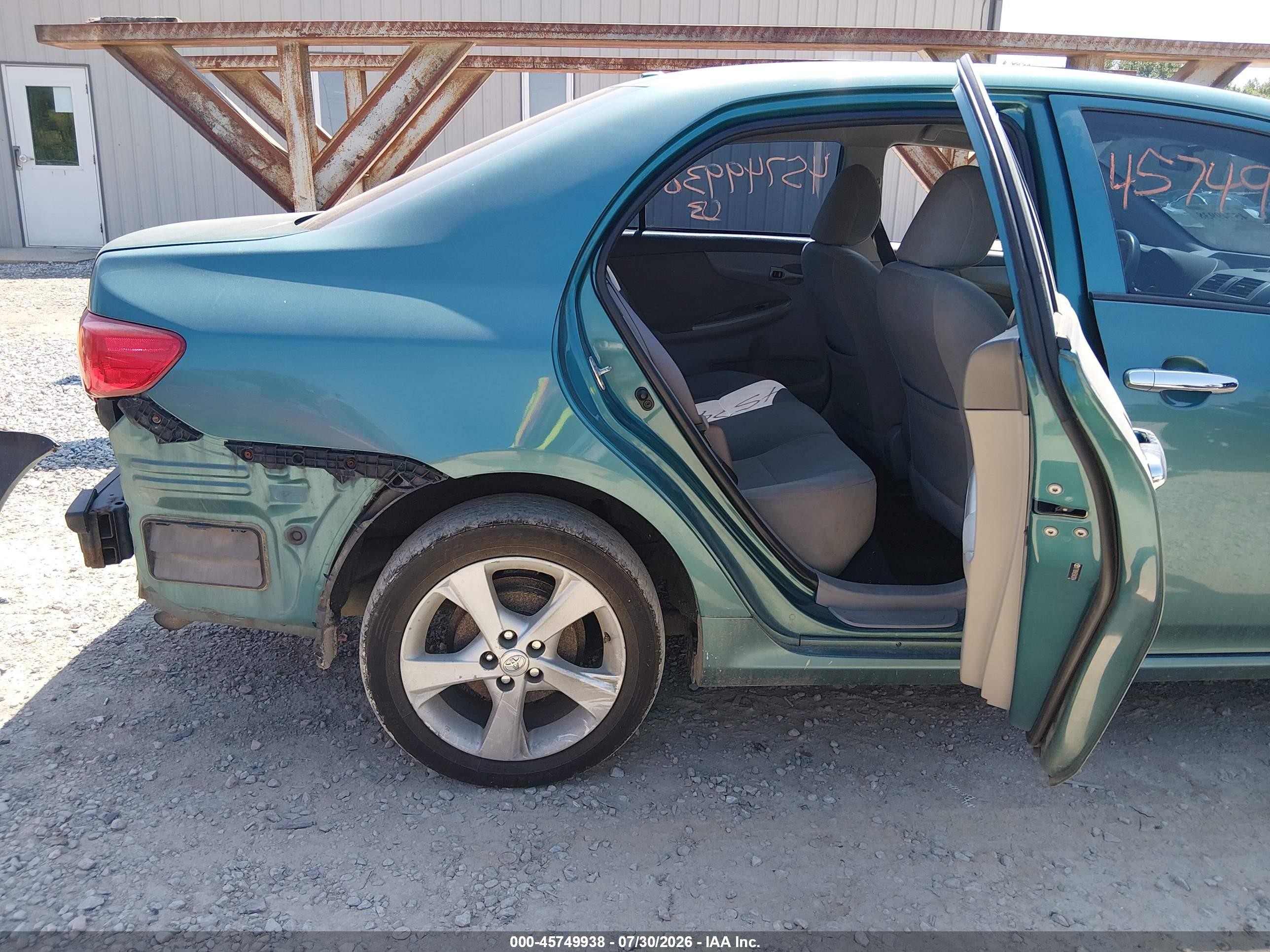 2010 Toyota Corolla Le Blue vin: 2T1BU4EE8AC307044