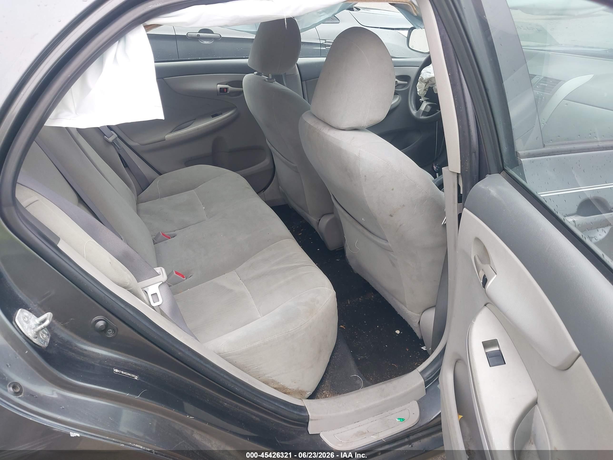 2010 Toyota Corolla Le Gray vin: 2T1BU4EE8AC320246