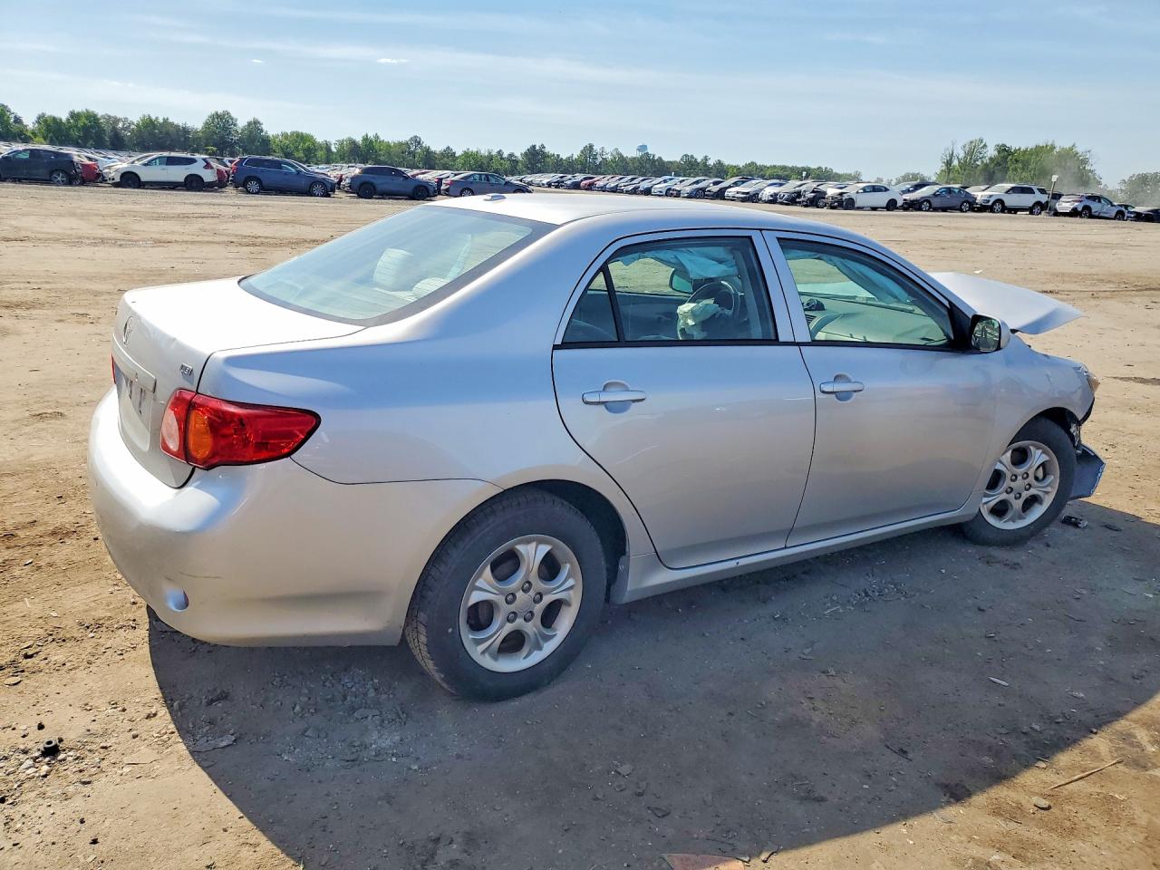 2010 Toyota Corolla Le Silver vin: 2T1BU4EE8AC351805