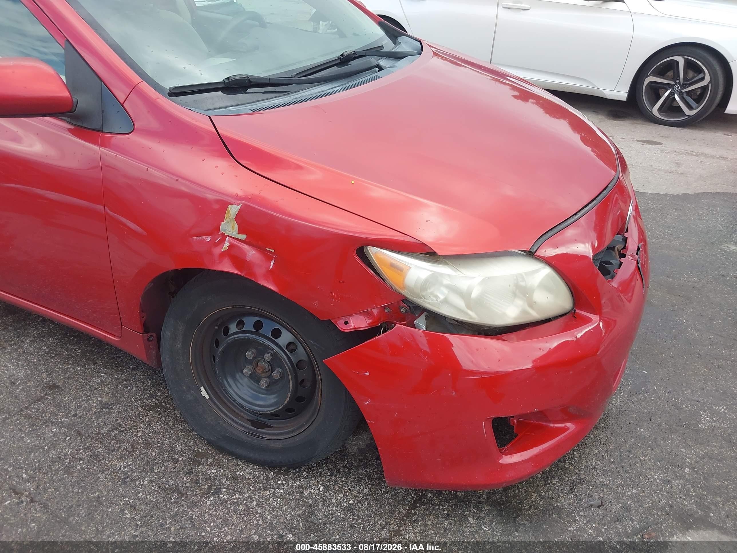 2010 Toyota Corolla Le Red vin: 2T1BU4EE8AC391849