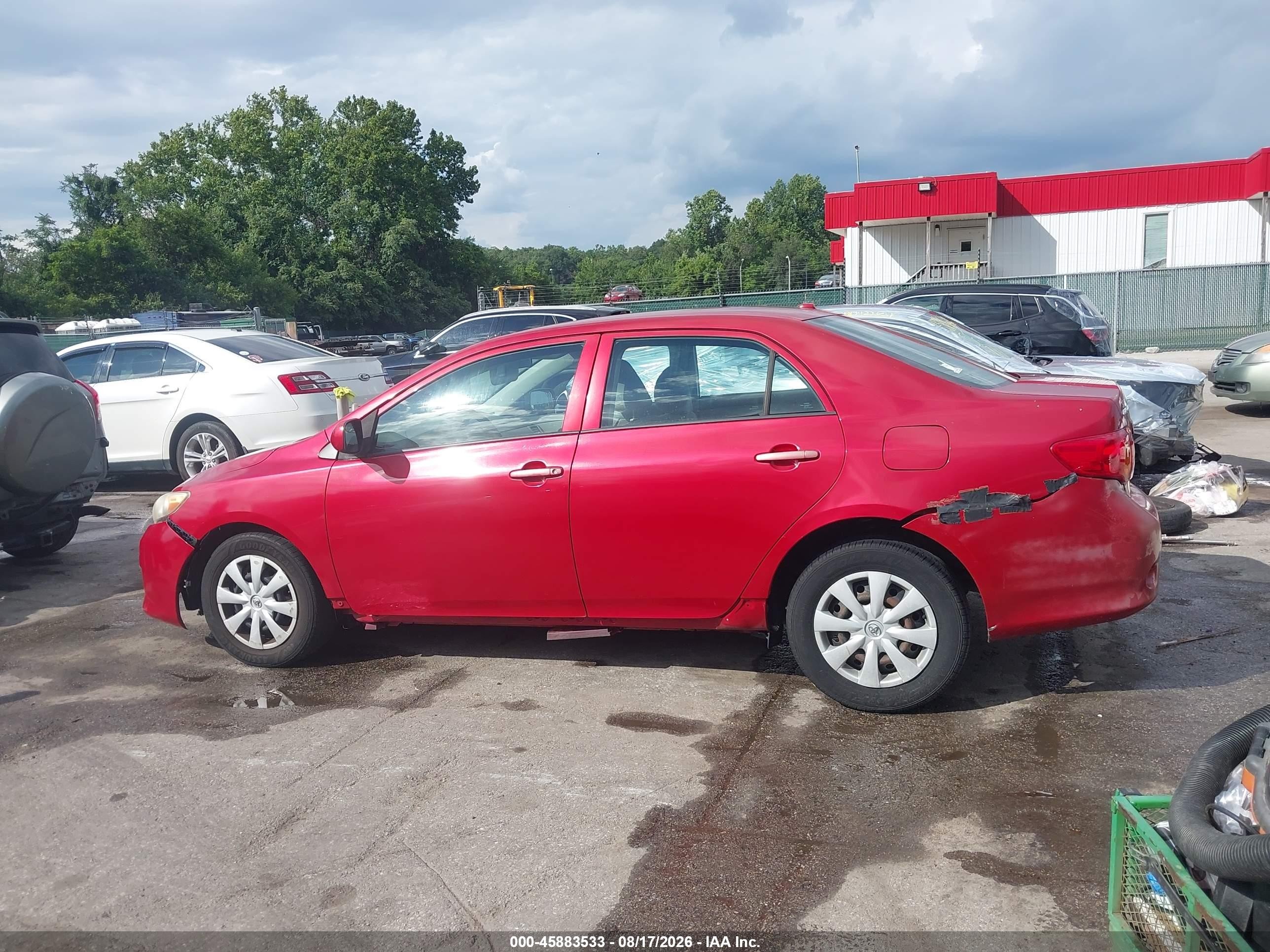 2010 Toyota Corolla Le Red vin: 2T1BU4EE8AC391849