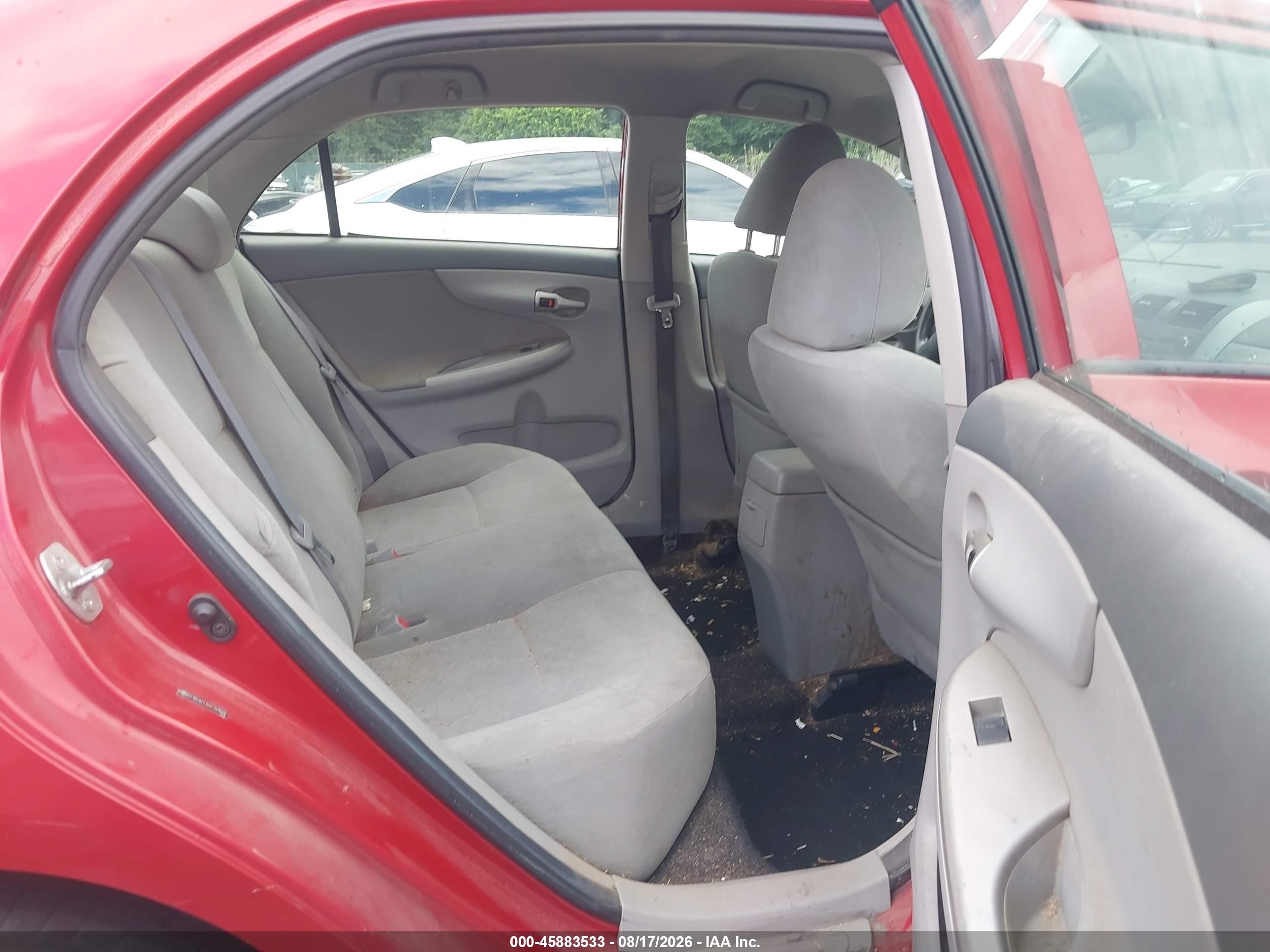 2010 Toyota Corolla Le Red vin: 2T1BU4EE8AC391849