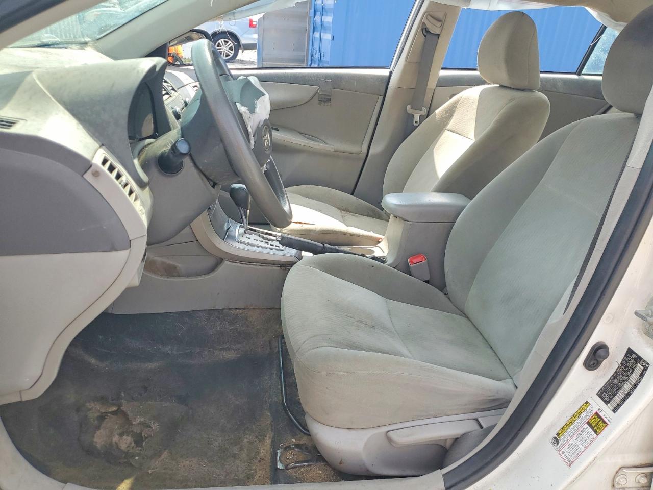 2010 Toyota Corolla Le White vin: 2T1BU4EE8AC396999