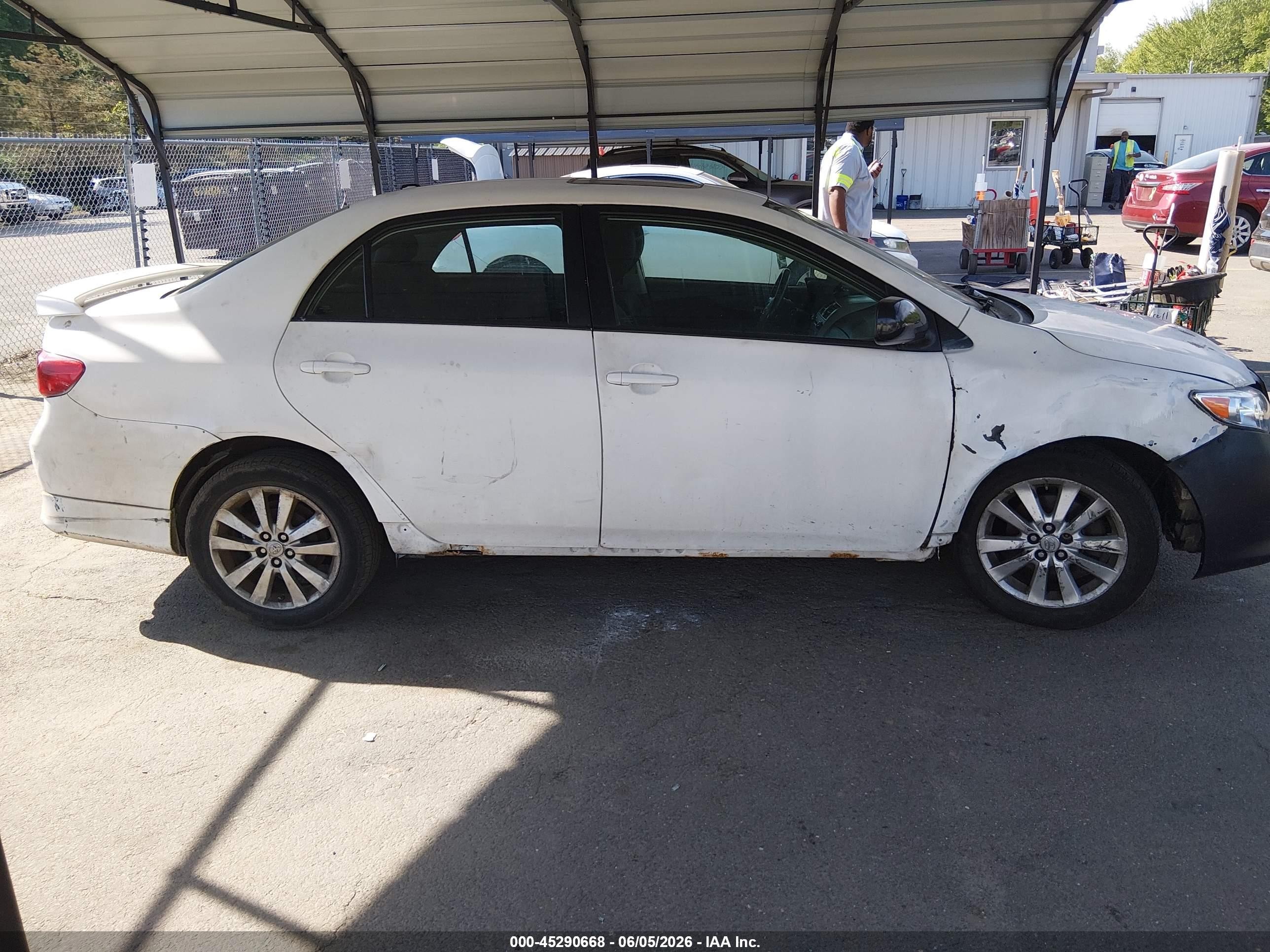 2010 Toyota Corolla S White vin: 2T1BU4EE8AC423893