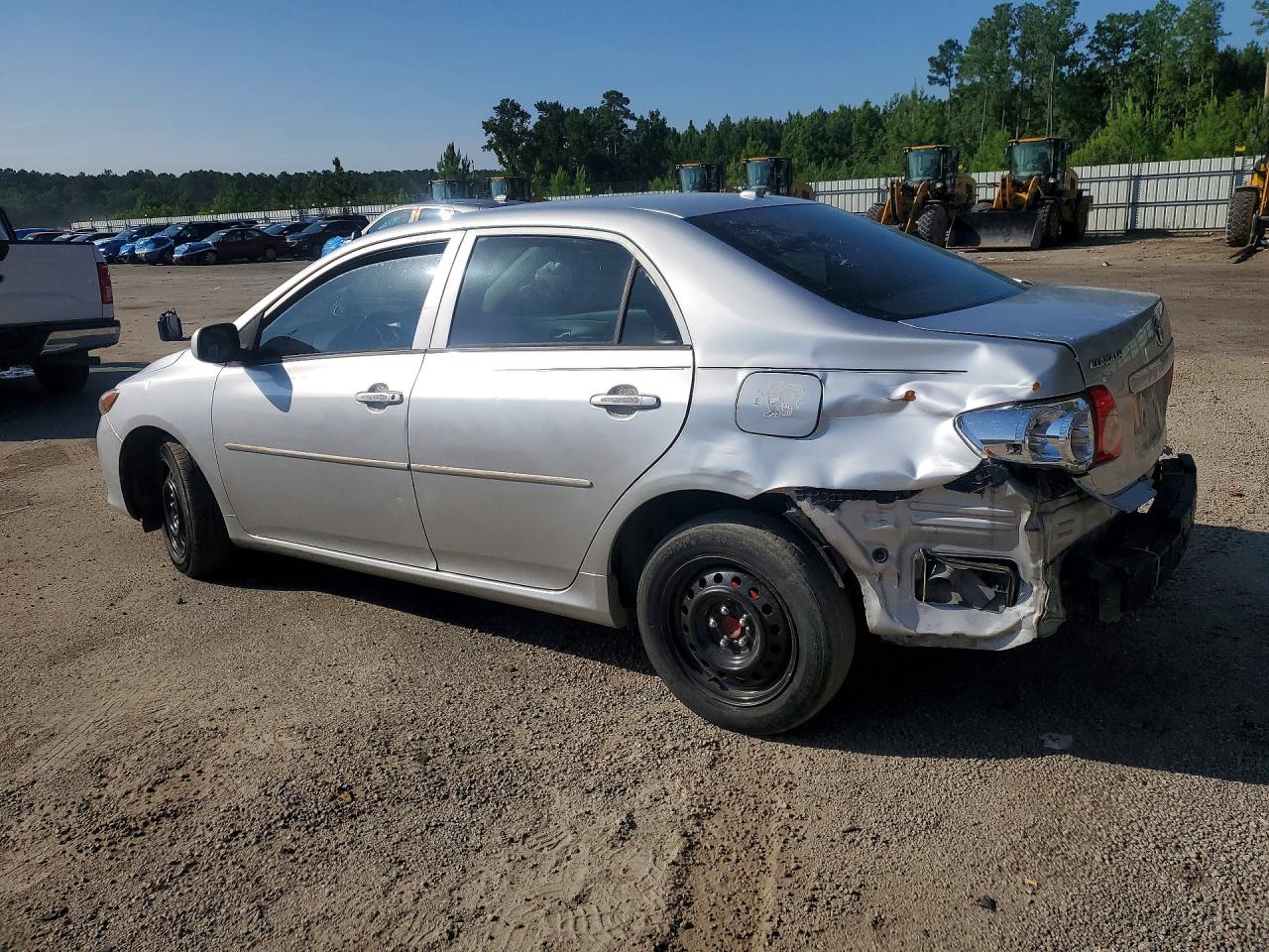 2010 Toyota Corolla Le Silver vin: 2T1BU4EE8AC435140
