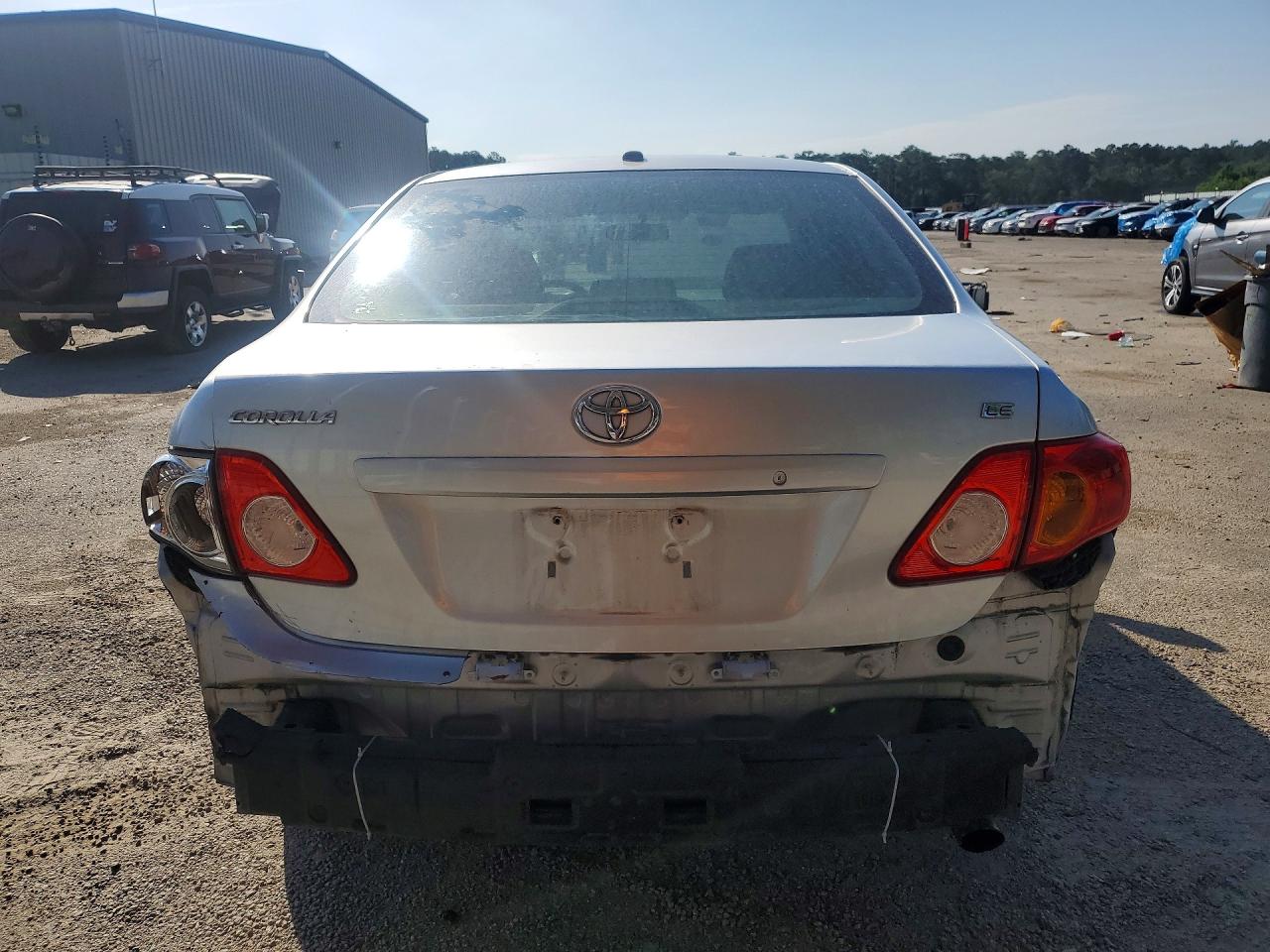 2010 Toyota Corolla Le Silver vin: 2T1BU4EE8AC435140
