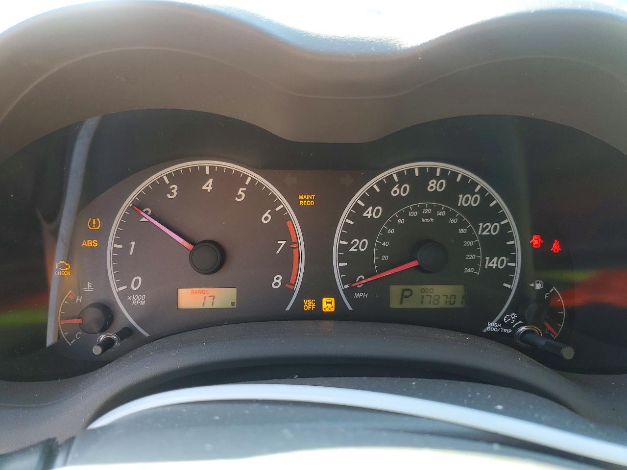 2010 Toyota Corolla Le Silver vin: 2T1BU4EE8AC435140