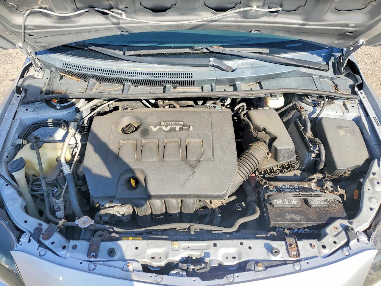 2010 Toyota Corolla Le Silver vin: 2T1BU4EE8AC435140