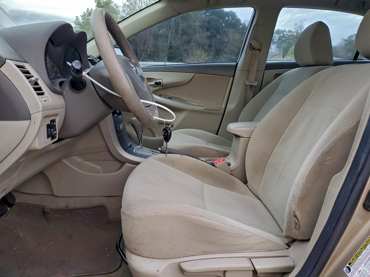 2010 Toyota Corolla Base Beige vin: 2T1BU4EE8AC438782