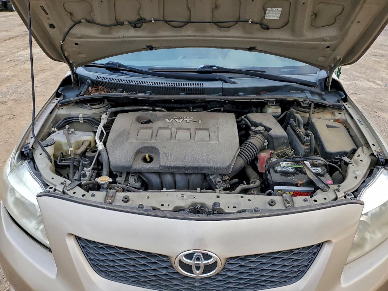 2010 Toyota Corolla Base Beige vin: 2T1BU4EE8AC438782