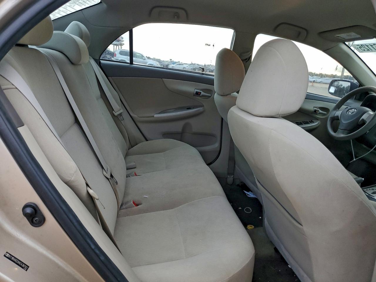 2010 Toyota Corolla Base Beige vin: 2T1BU4EE8AC438782