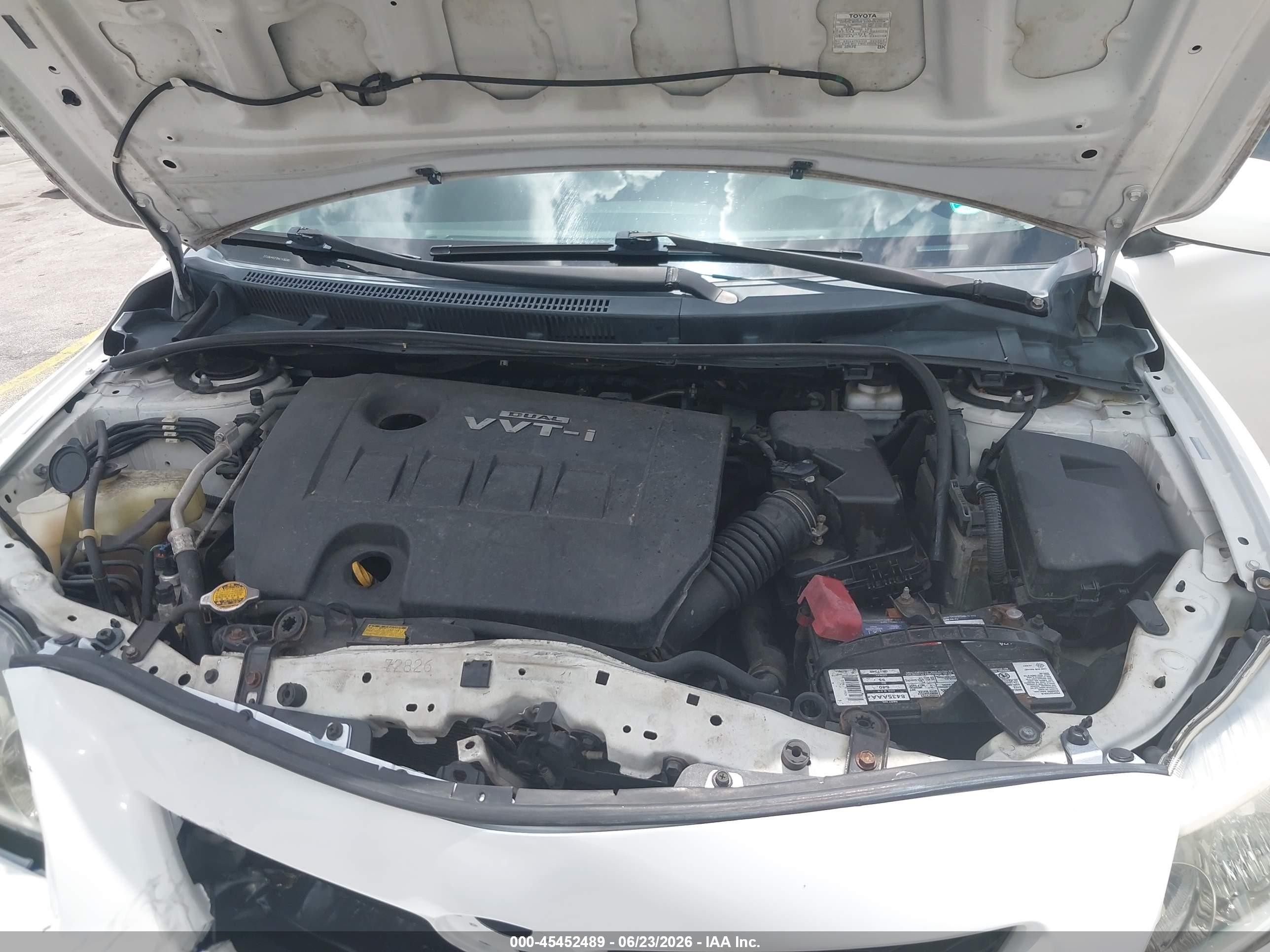 2010 Toyota Corolla S White vin: 2T1BU4EE8AC490381