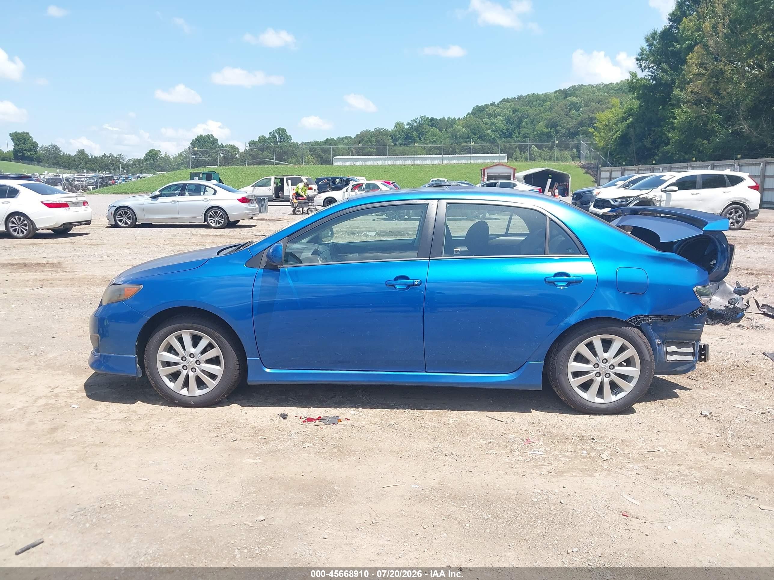 2010 Toyota Corolla S Blue vin: 2T1BU4EE8AC501783