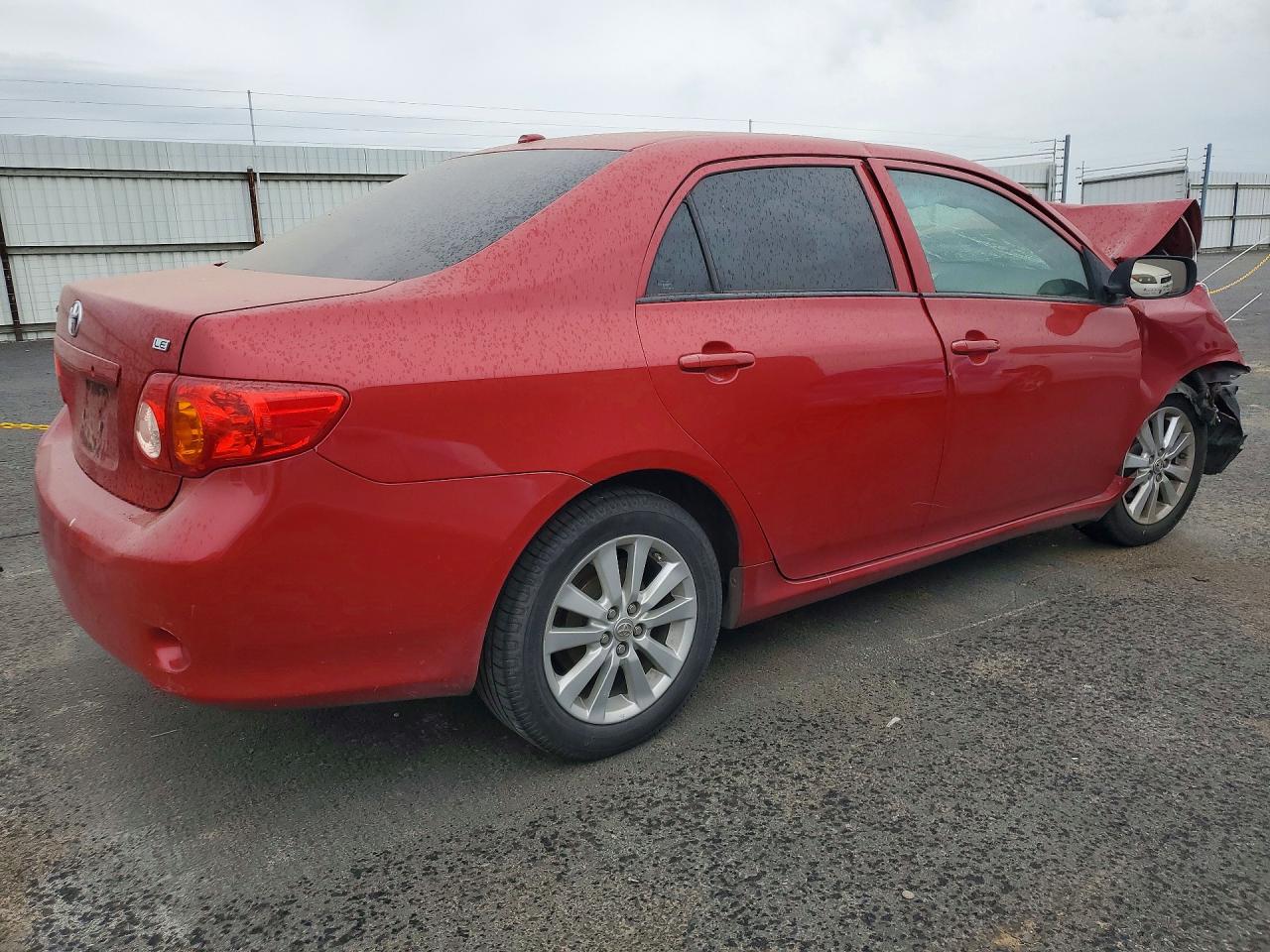 2010 Toyota Corolla Le Красный vin: 2T1BU4EE8AC509799