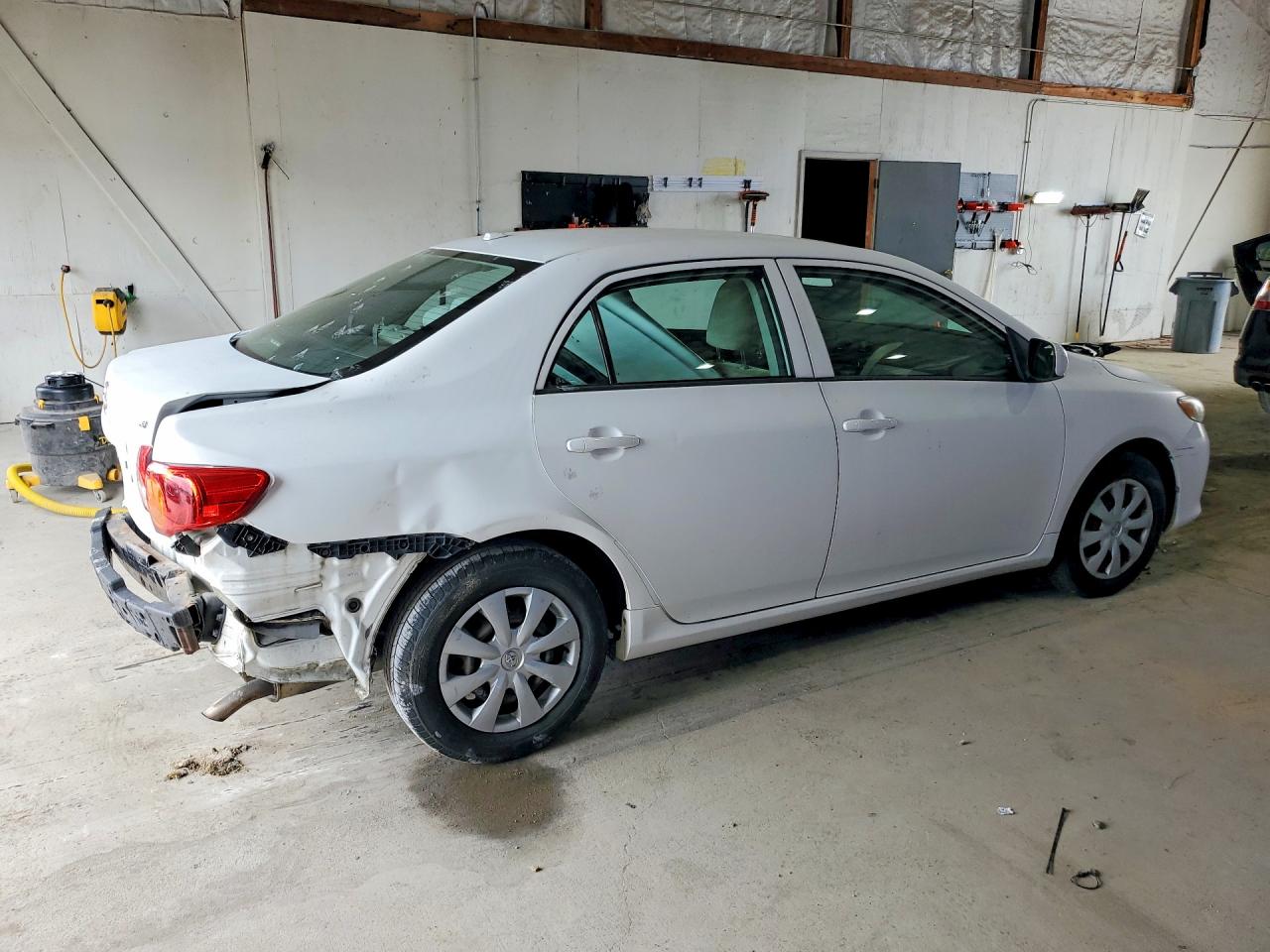 2010 Toyota Corolla Le Белый vin: 2T1BU4EE8AC515750