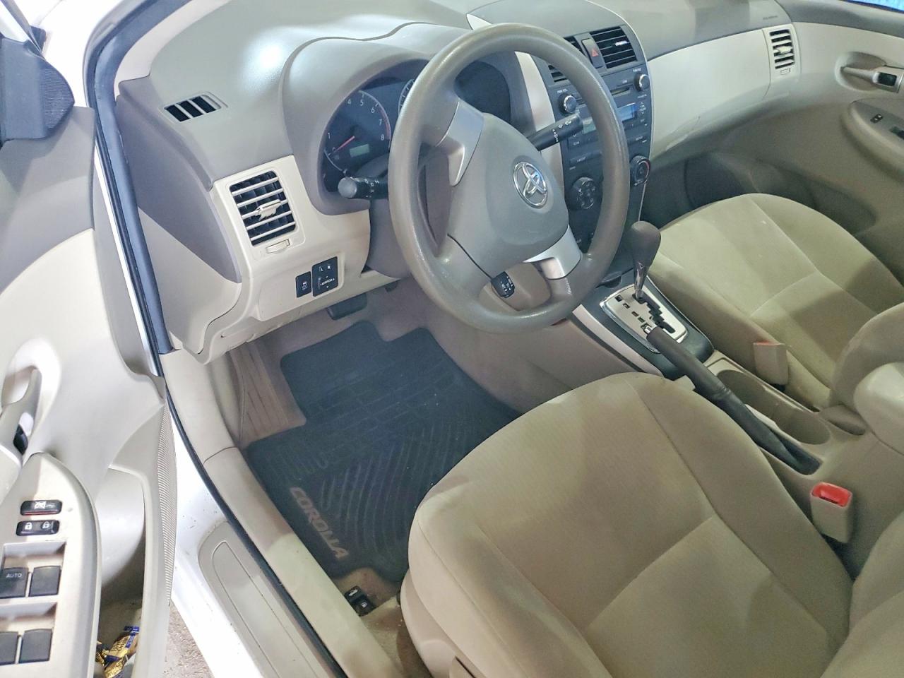 2010 Toyota Corolla Le Белый vin: 2T1BU4EE8AC515750