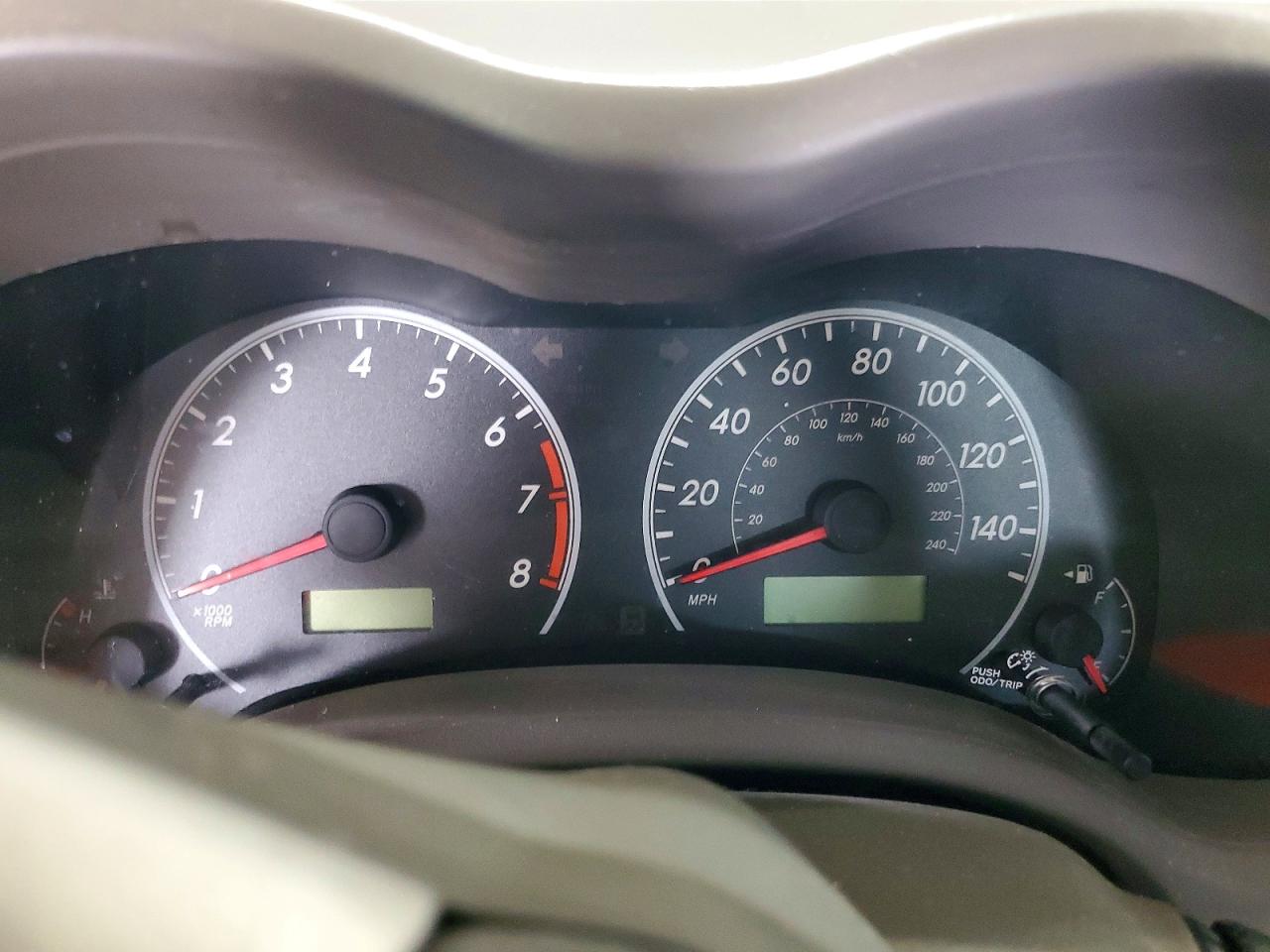 2010 Toyota Corolla Le Белый vin: 2T1BU4EE8AC515750