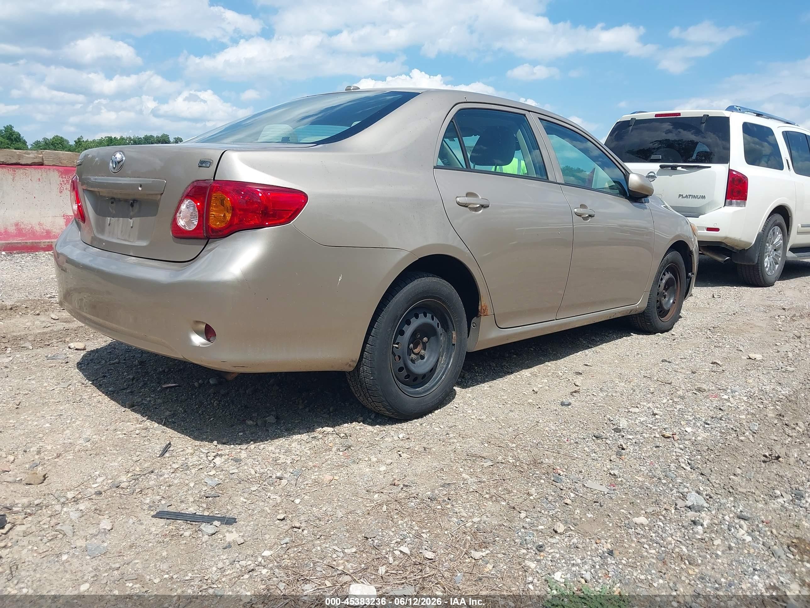 2010 Toyota Corolla Le Gold vin: 2T1BU4EE8AC520365