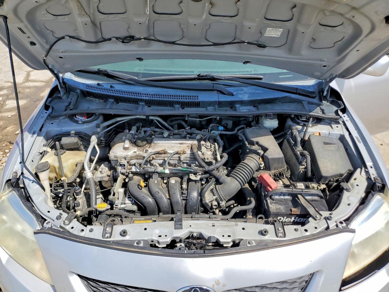 2010 Toyota Corolla Le Silver vin: 2T1BU4EE8AC523718