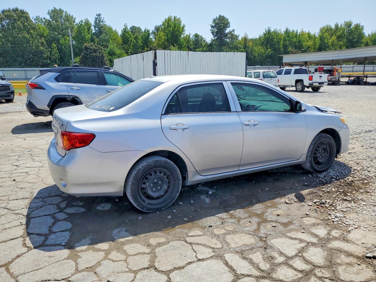 2010 Toyota Corolla Le Silver vin: 2T1BU4EE8AC523718